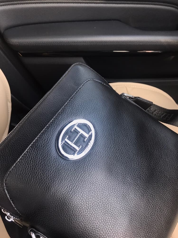 C4940 Hermes Hermès🌠🎉 The perfect gift choice – truly high-quality products 🔥 🔥 Business men’s bags ♨♨ Officially released, top-tier quality 💦💦 High-end craftsmanship, original full-grain leather + specialized hardware 🙏 🙏 🙌 Exclusive quality, superior in — image 2