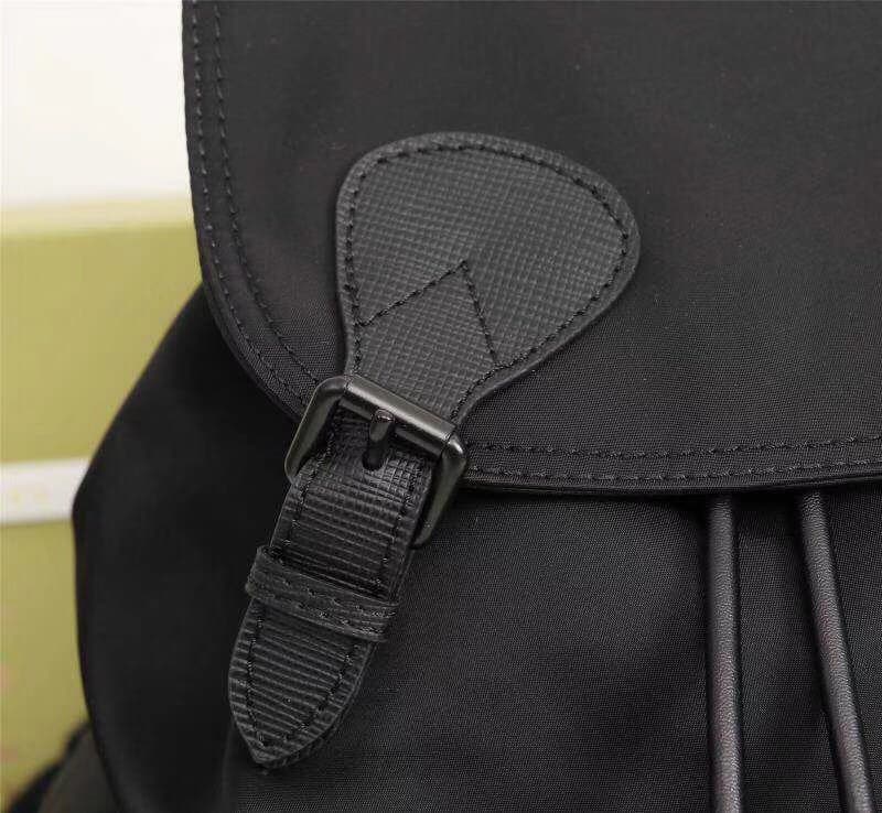 C3 Official Website Sync: New Model!! Burberry Iconic Military Backpack! Lightweight and Rainproof! Dynamic Abstract Colorful Patterns Combined with Smooth Cowhide Edging, Inspired by the iconic Burberry Trench coat fabric, Made of Flexible Nylon Material — image 5