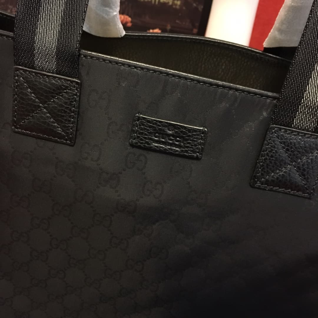 C4055 🍒🍒🍒【Gucci】‼️G Brand 👉 New model. Exclusive stock in the market; high-quality products from official stores. 💯 Made with imported cowhide and original hardware! Excellent craftsmanship. 💯 Exclusive photos available for verification 👄👄😘😘. Model number — image 2