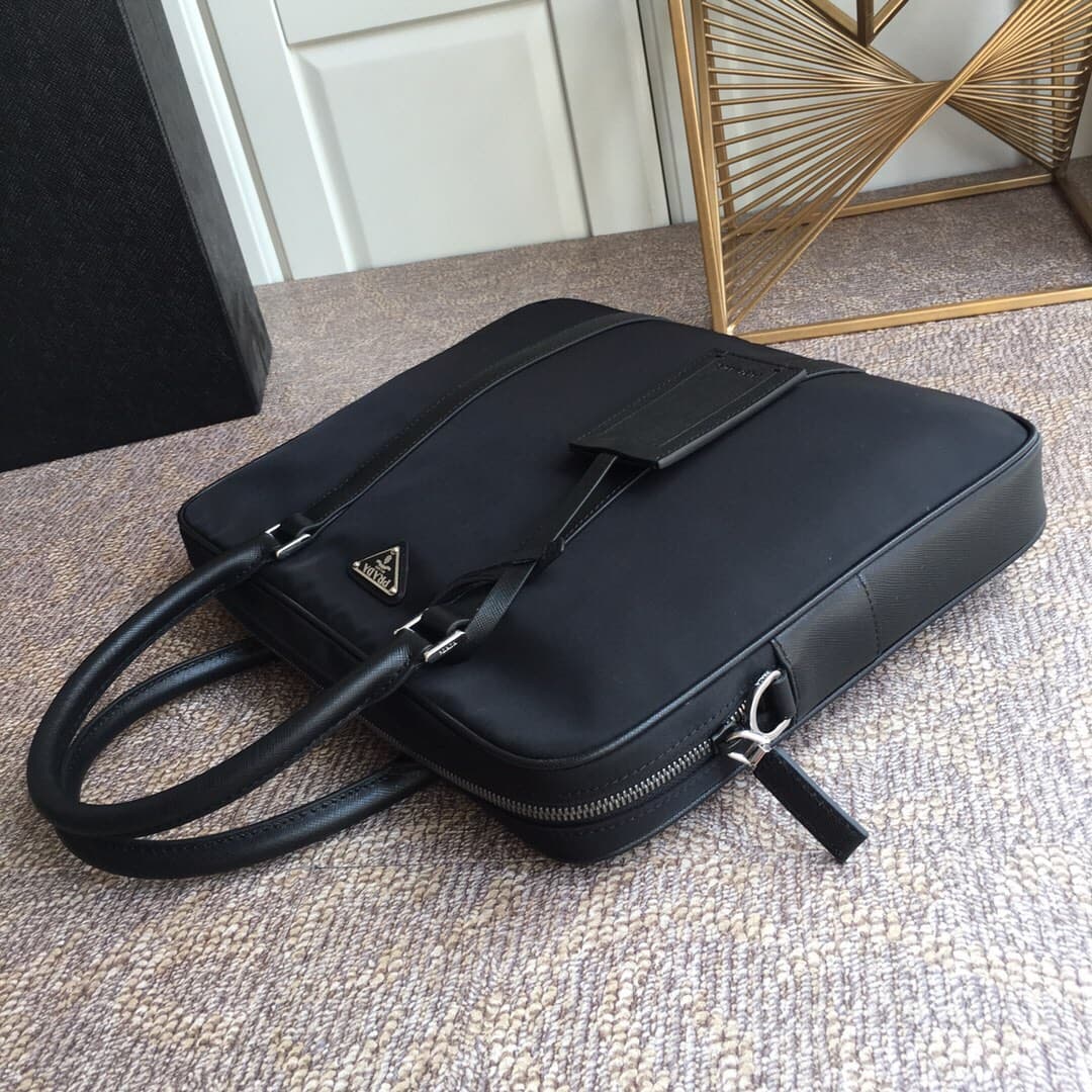 C6978 【PRADA】New model launched💗💗💗 High-quality original items 201. The latest nylon briefcase by Prada, 2VE871, uses factory-made parachute material. Features a new black real titanium zipper and cross-stitched leather trim imported from Italy. Soft text — image 7