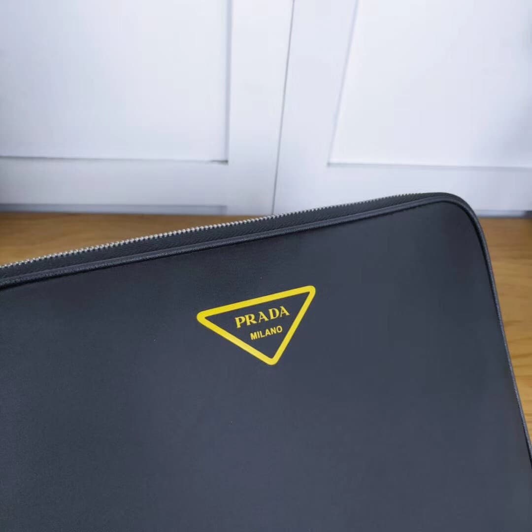 C7017 ((With the colorful box available at the store)🎉🎉 The latest 2VH116 three-in-one model 👏👏 is made of imported nylon material; it’s a popular product that online influencers always recommend 😘😘) 2023 — image 7