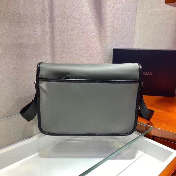 C7014 🎉New Color 🎉2VD769B🎉Original product 👍👍 This nylon flap handbag features classic Saffiano leather trim, two side-opening closures, and a distinctive triangular metal logo, showcasing a fashionable design. It’s made of imported nylon and Saffiano lea — image 4