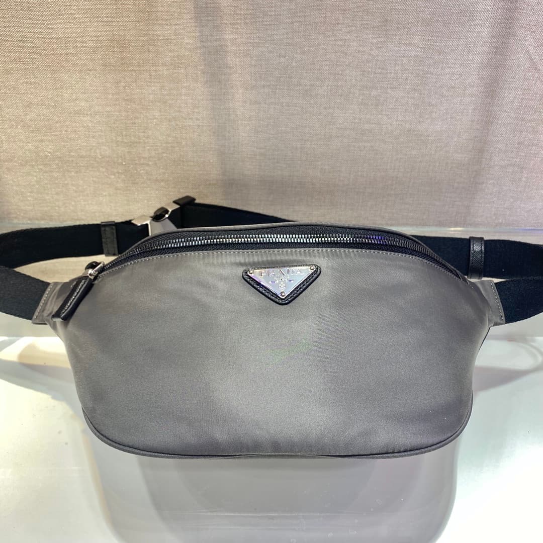 C6984 Colorful backpacks with original design🎉 Limited edition waist bags/breast bags for 2VL033🎉 The design of these waist bags is not only practical, but also enhances the overall aesthetic of the item. It allows the body shape to be optimized – the bag — image 4