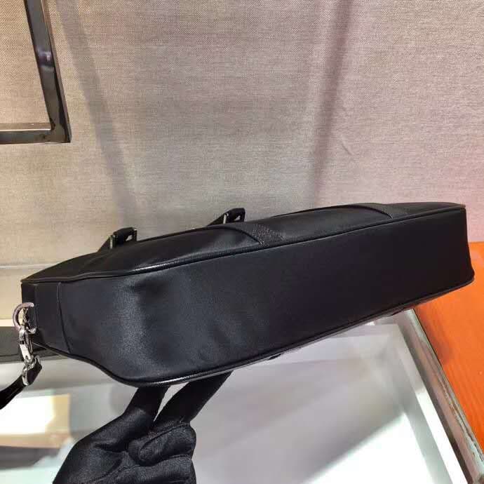 C6977 🎉 Upgradeable case 🎉 2VE871 briefcase 🎉 Made from imported Saffiano cross-stitched leather and nylon material. It features a detachable, adjustable nylon strap, allowing it to be carried in both hands – making it very stylish. What’s great is that t — image 6