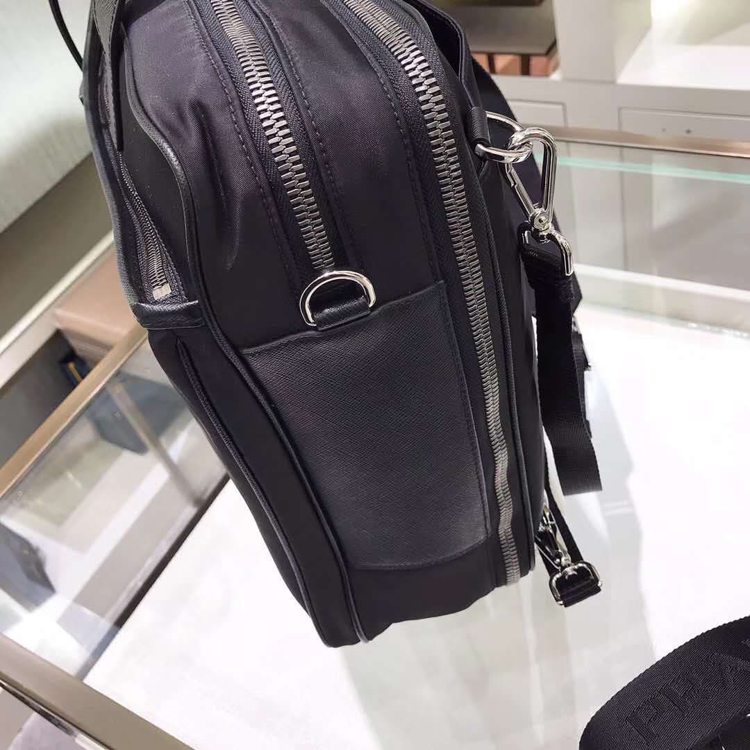 C6975 🎉 Exclusive release 🎉 2VE015 multi-functional briefcase/backpack 👍👍 Made of imported nylon material and Saffiano cross-stitched leather; detachable, adjustable nylon straps; external zipper for laptop, pockets on the back; the double shoulder strap  — image 4