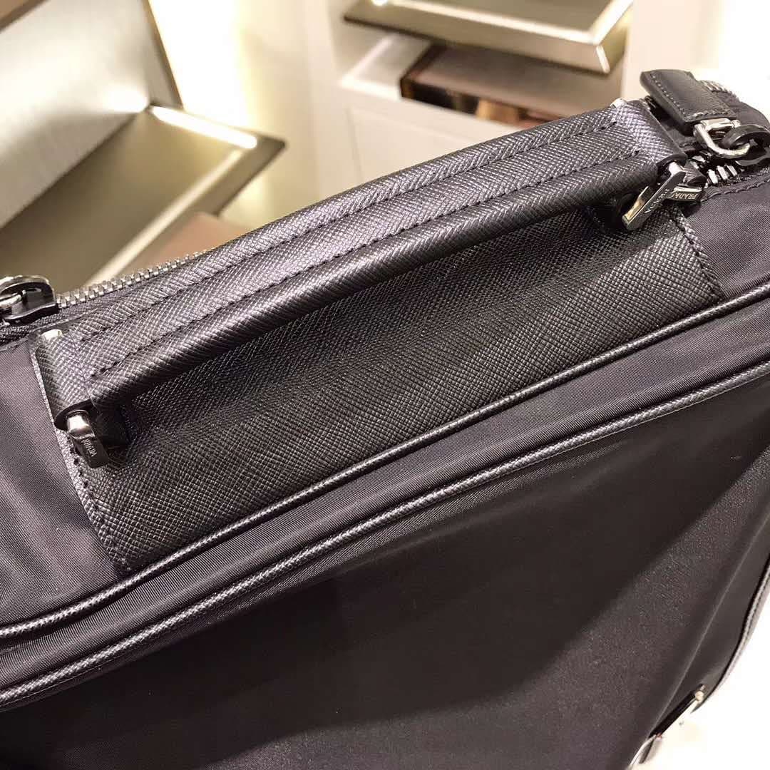 C6975 🎉 Exclusive release 🎉 2VE015 multi-functional briefcase/backpack 👍👍 Made of imported nylon material and Saffiano cross-stitched leather; detachable, adjustable nylon straps; external zipper for laptop, pockets on the back; the double shoulder strap  — image 6