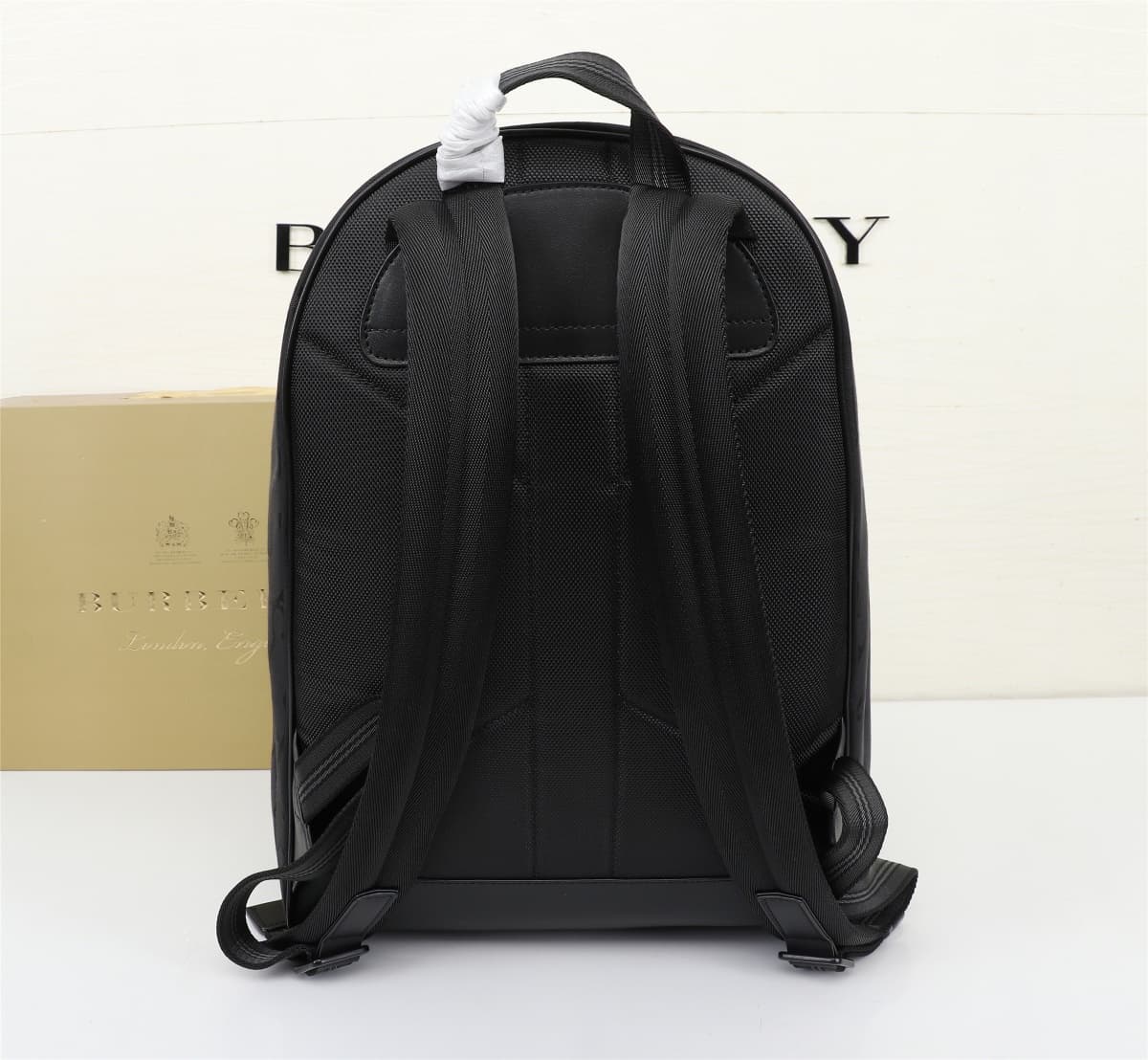 C11 🔥🔥 B brand 3985 shoulder bag, decorated with vintage retro pattern, featuring smooth leather trim, [Rose] shoulder straps adorned with Burber*y letter appliqué knitted logo. Dimensions: 30.5×14.5×42.5cm, 3986 — image 3