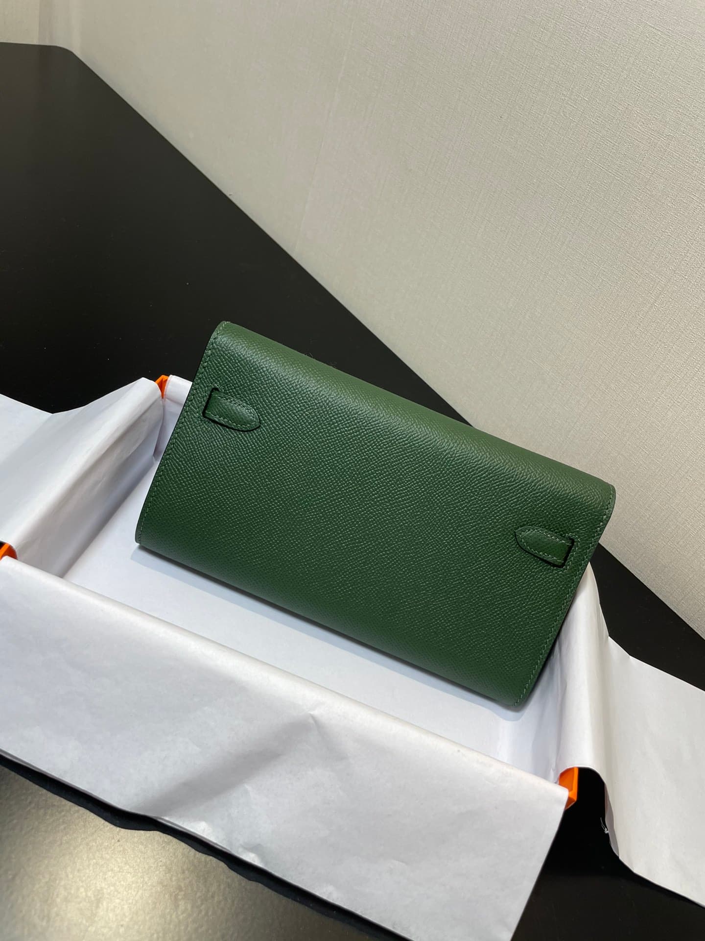 C4866 Kelly woc is a best-selling item; everyone will buy it. It’s practical and has many uses. See detailed images. Leather material, epsom 【in stock】 (Dimensions: length 20.5, width 11x, thickness 2 cm) — image 2