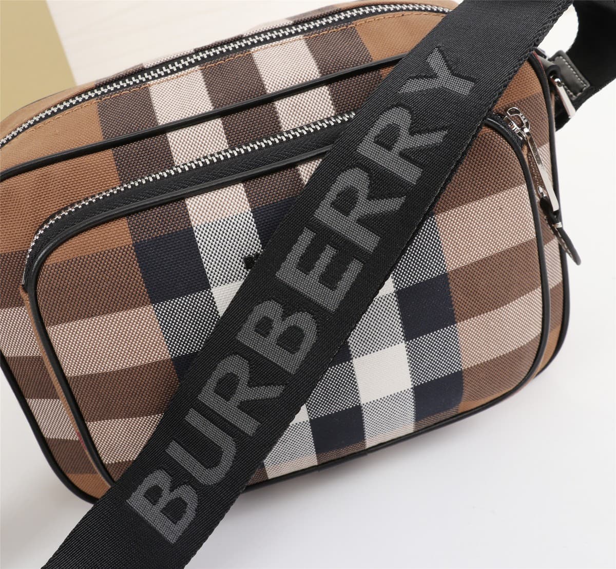C8234 🔥🔥B brand’s new vintage/retro canvas check camera bag! The canvas check pattern becomes more beautiful as you look at it. It’s suitable for both men and women. The straps can be adjusted, and the material is soft and comfortable! It’s extremely dura — image 6