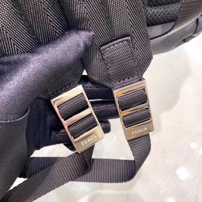 C6987 ✨New model released!✨ High-quality original fabric, Pra*a brand. Latest model: 2VZ066. Enamel triangular insignia. Imported factory parachute material. Uses imported equipment. Clear ZP synchronization with original hardware components. Adjustable f — image 7