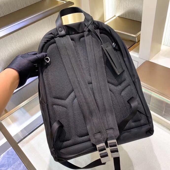 C6987 ✨New model released!✨ High-quality original fabric, Pra*a brand. Latest model: 2VZ066. Enamel triangular insignia. Imported factory parachute material. Uses imported equipment. Clear ZP synchronization with original hardware components. Adjustable f — image 4