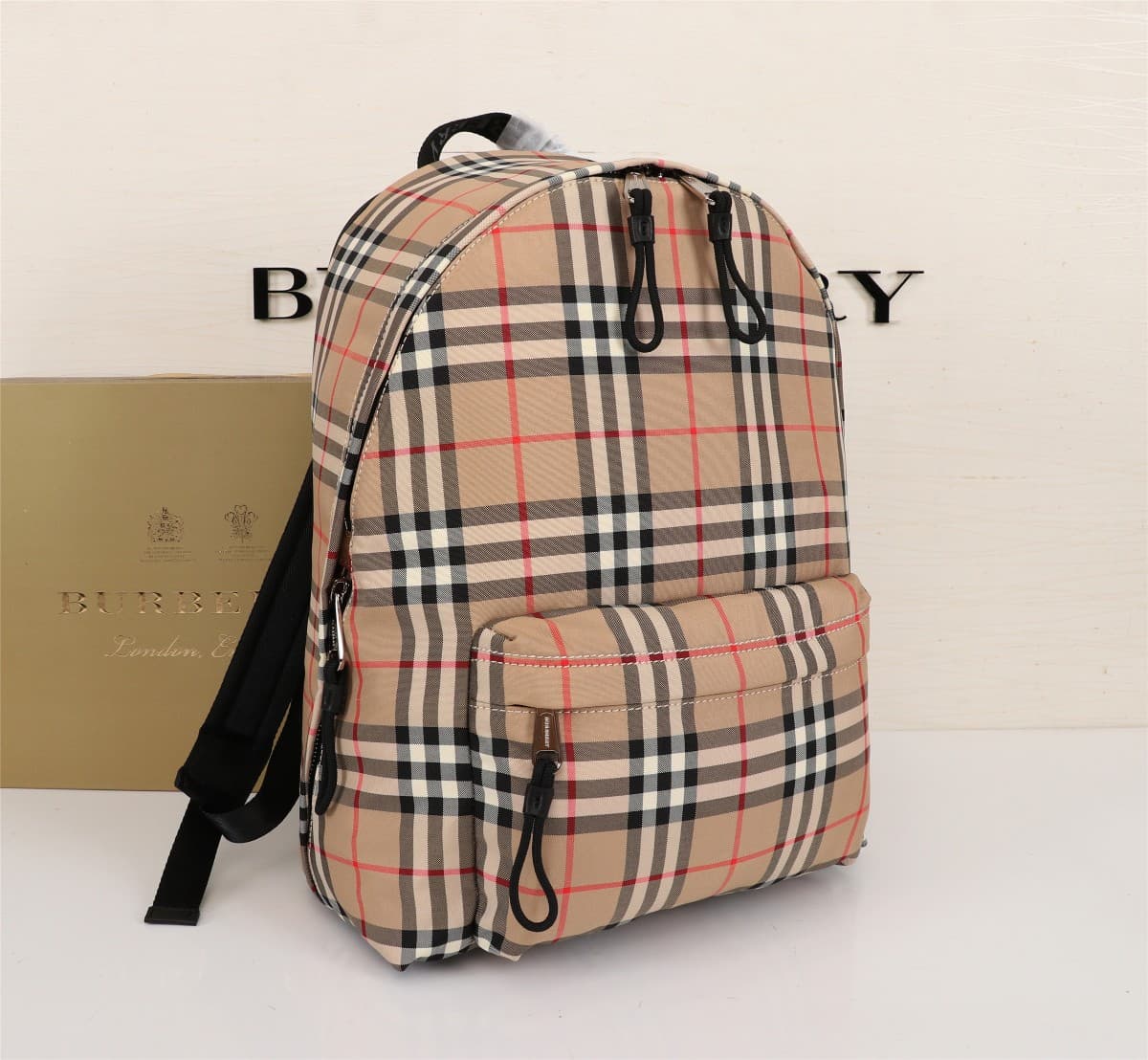 C8 🔥🔥 B家3986 shoulder bag, decorated with vintage/retro pattern, featuring smooth leather trim, [Rose] shoulder straps adorned with Burber*y letteric knitted logo. Dimensions: 30.5×14.5×42.5cm — image 3