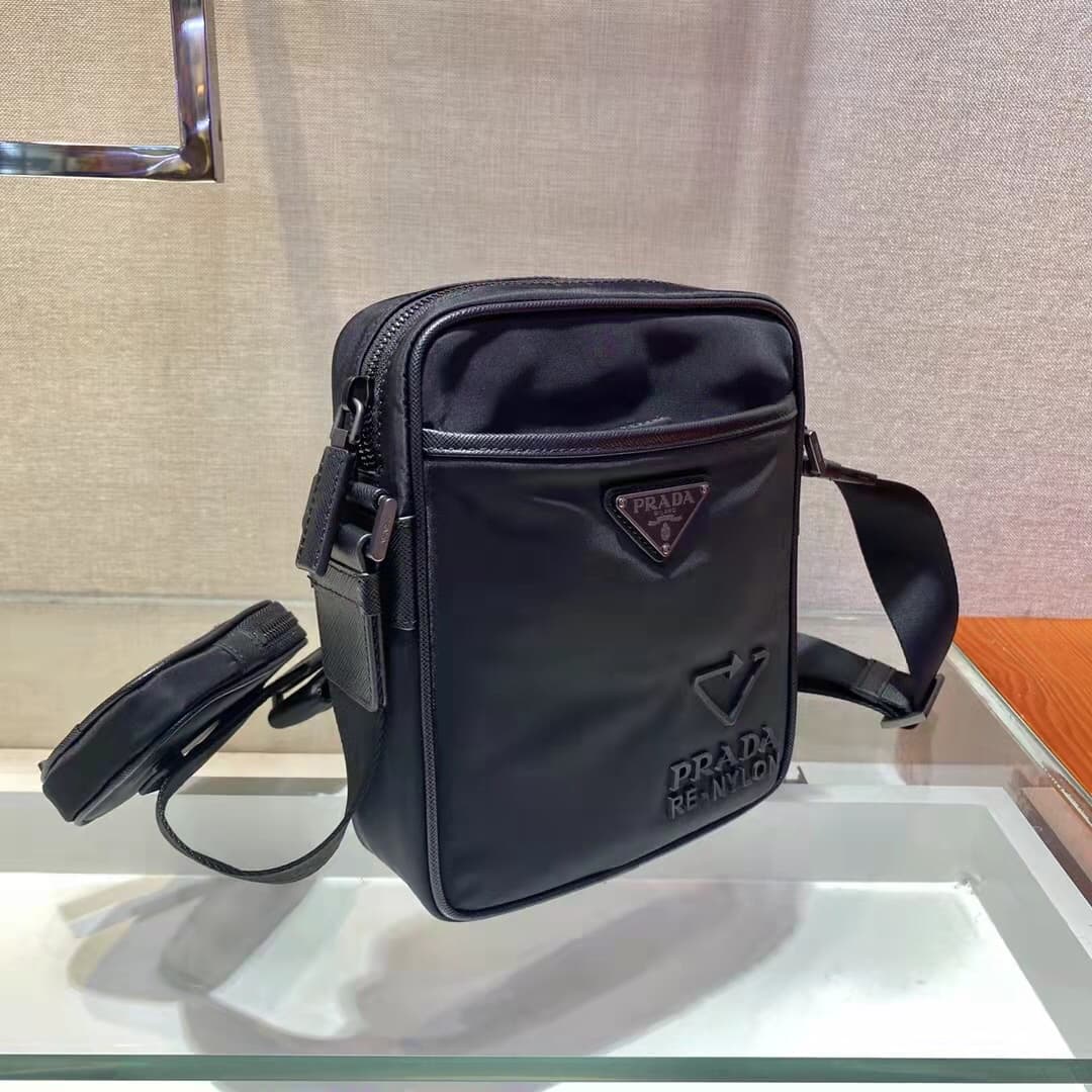 C6930 Batch 🎉〖with original boxes〗 Eco-friendly collection 🎉2VH112A 🎉This innovative crossbody bag is made of recycled nylon, and its design inspired by sports activities gives it a versatile style. The detachable pockets highlight its functionality. The  — image 3
