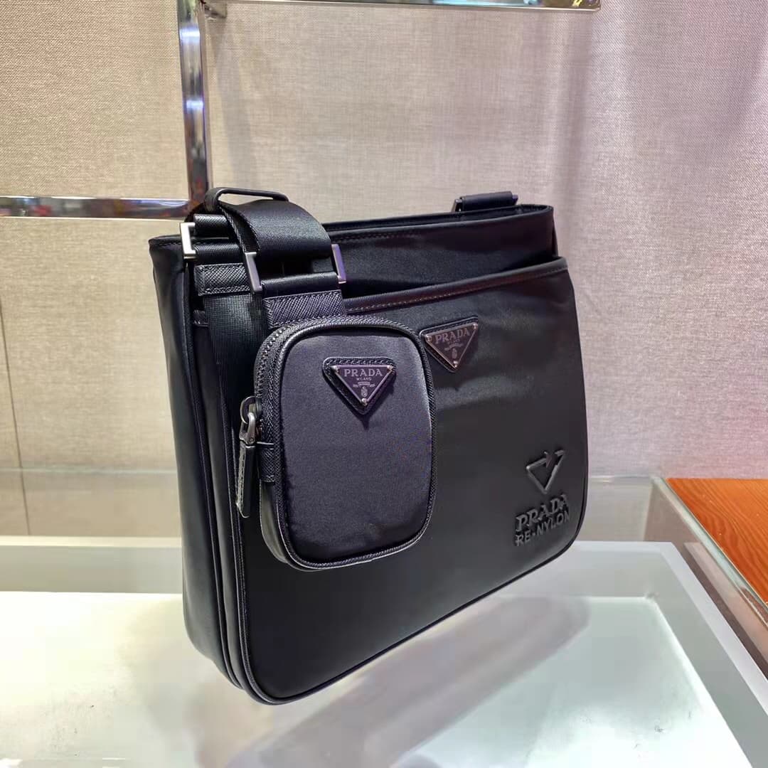 C6926 🎉 Environmental Protection Collection🎉🎉 New 2VH118 men’s crossbody bag🎉🎉 This square shoulder bag is made of innovative recycled nylon material, featuring a unique slim design. The adjustable knitted nylon strap with detachable pockets is a distinct — image 2