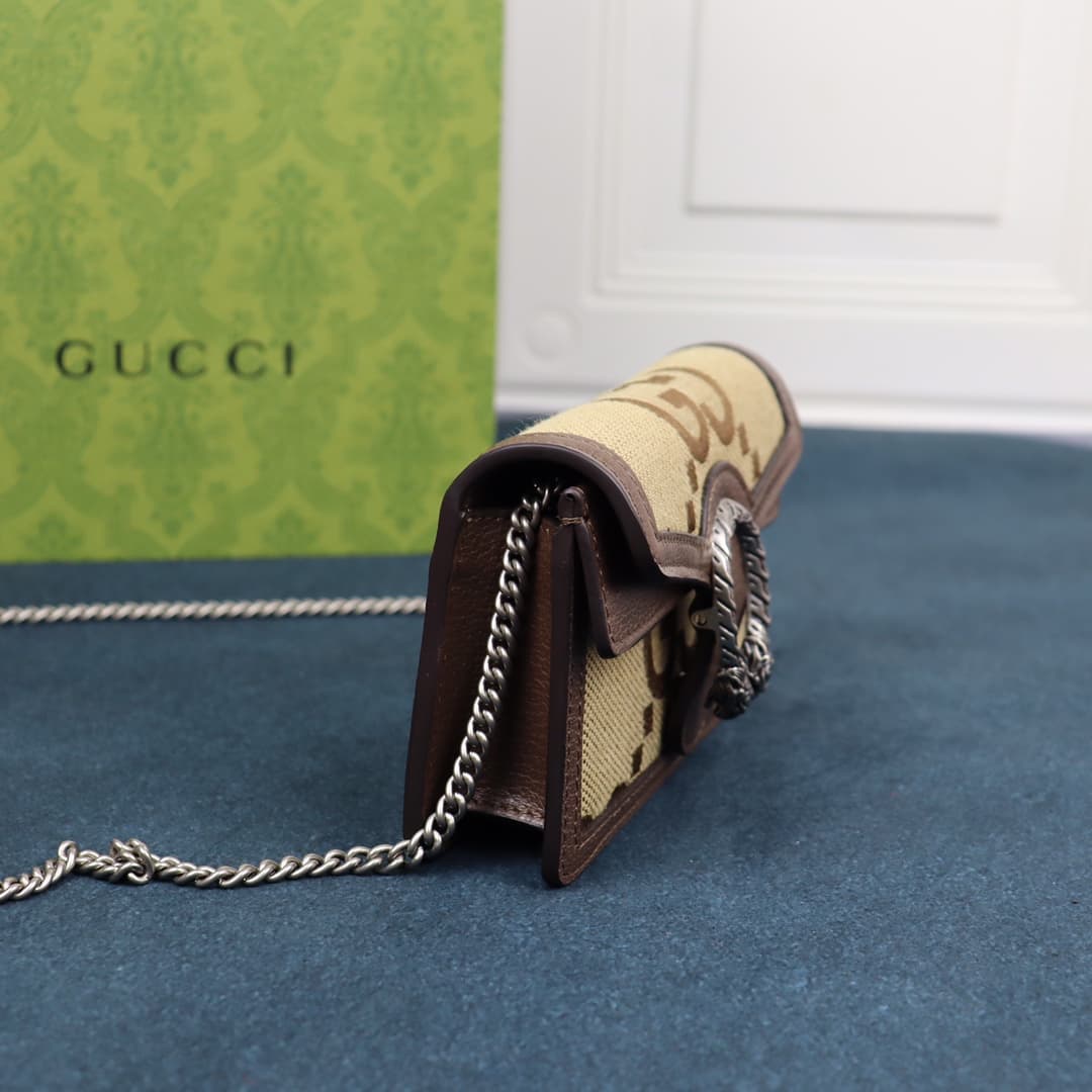 C4040 ❤️Dionysus Collection GG chain strap wallet‼️In the new “Gucci Love March” collection, the GG Supreme canvas features a classic blue and beige combination, preserving the historical significance of this material. The canvas, which has a low environm — image 7