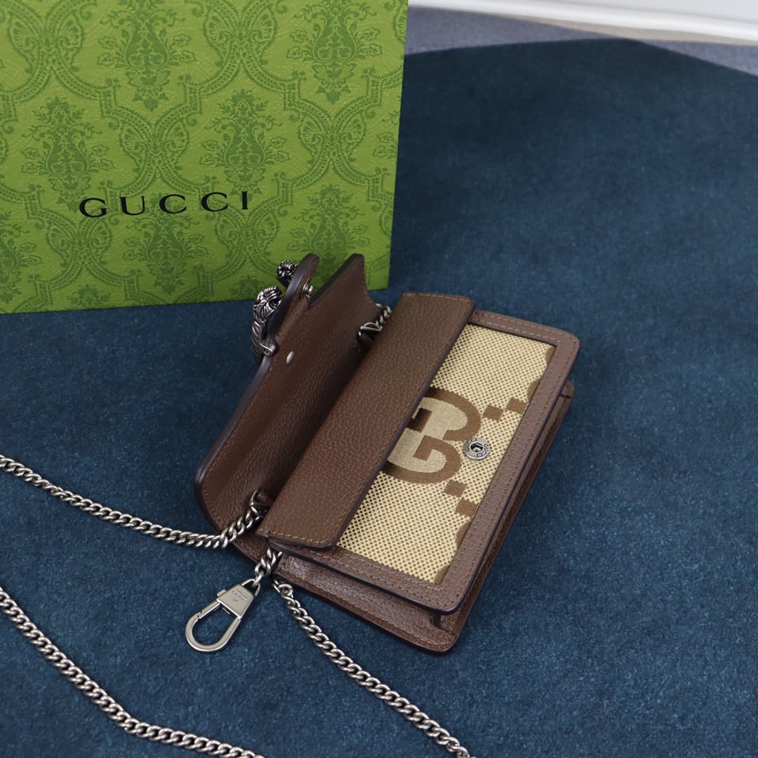 C4040 ❤️Dionysus Collection GG chain strap wallet‼️In the new “Gucci Love March” collection, the GG Supreme canvas features a classic blue and beige combination, preserving the historical significance of this material. The canvas, which has a low environm — image 6