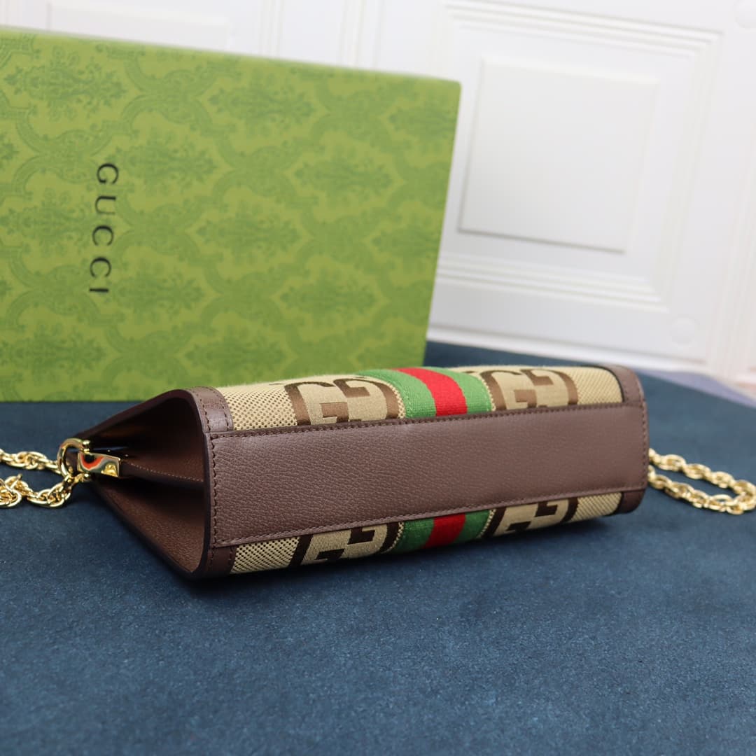 C4041 ‼️Ophidia collection/series small shoulder bag‼️ In the new Gucci Love March fashion collection, GG Supreme canvas features a classic blue and beige combination, honoring the historical significance of this material. The canvas, which has a low envi — image 4