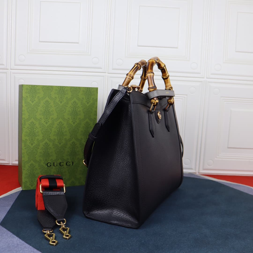 C4039 Produced by Gucci! Original leather material, model number 678842. Aria – a fashionable “aria” of style. This collection reinterprets classic elements using modern techniques. The bamboo motif is one of Gucci’s iconic elements; it has appeared in va — image 3