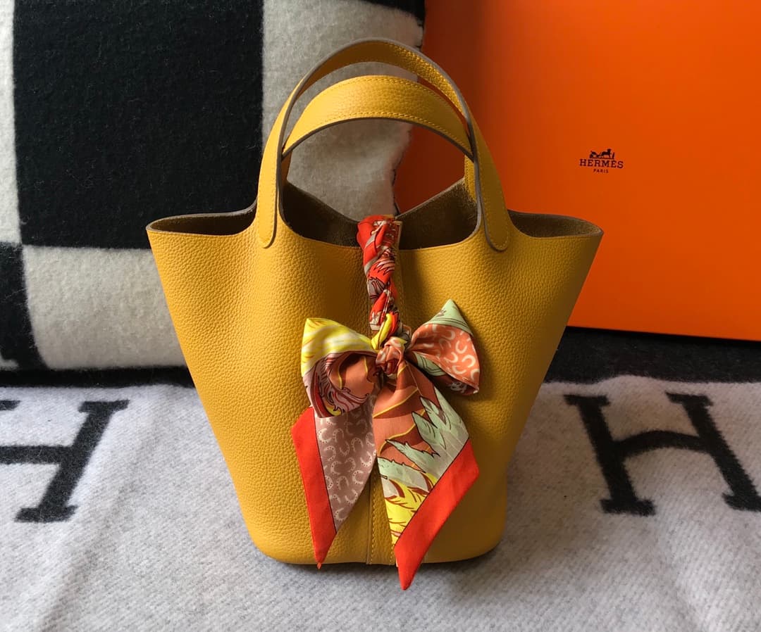 C4876 Semi-handmade P𝕚𝕔𝕠𝕥𝕚𝕟 · Handcrafted section — image 2
