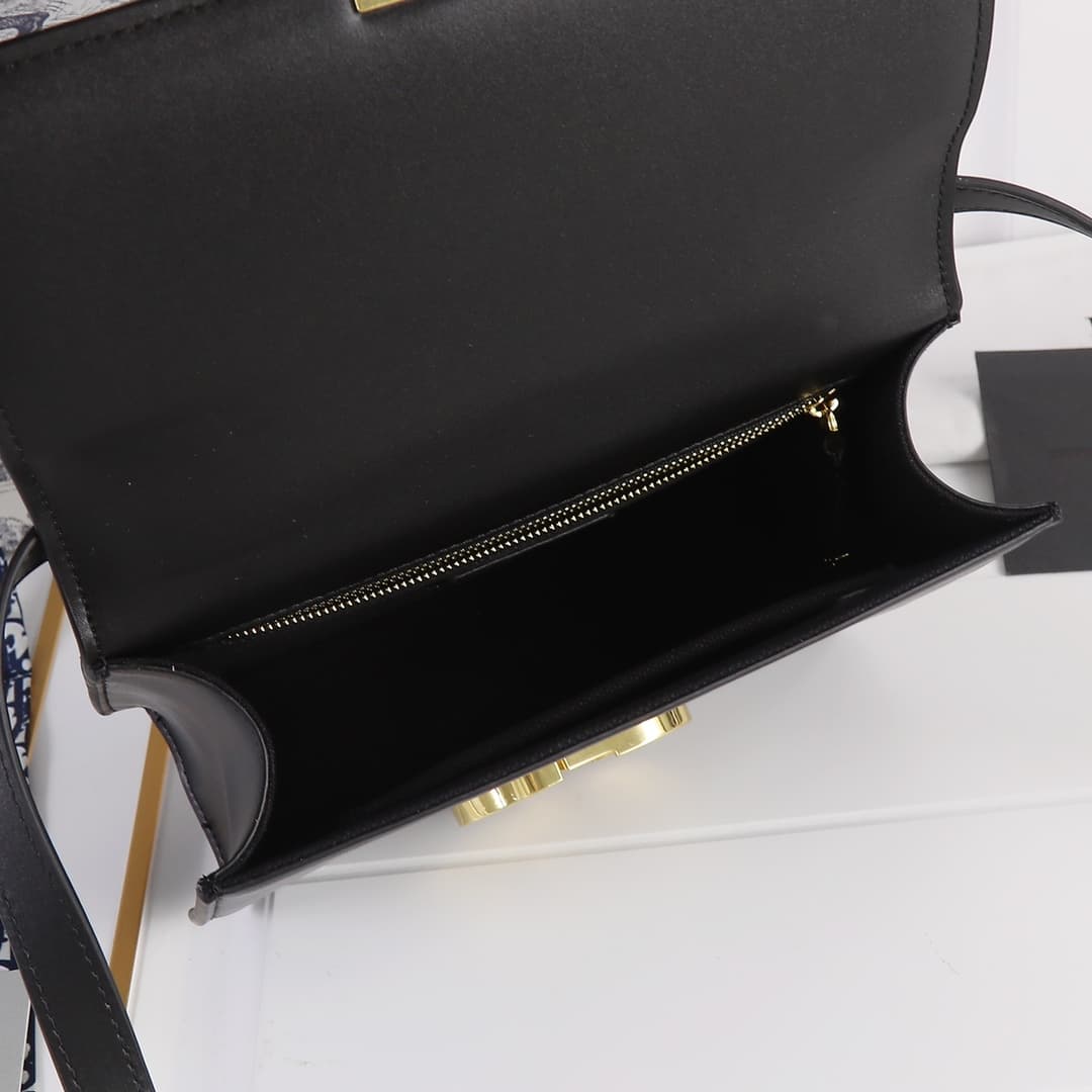 C1821 New models are being shipped – in stock!! Dior — image 8