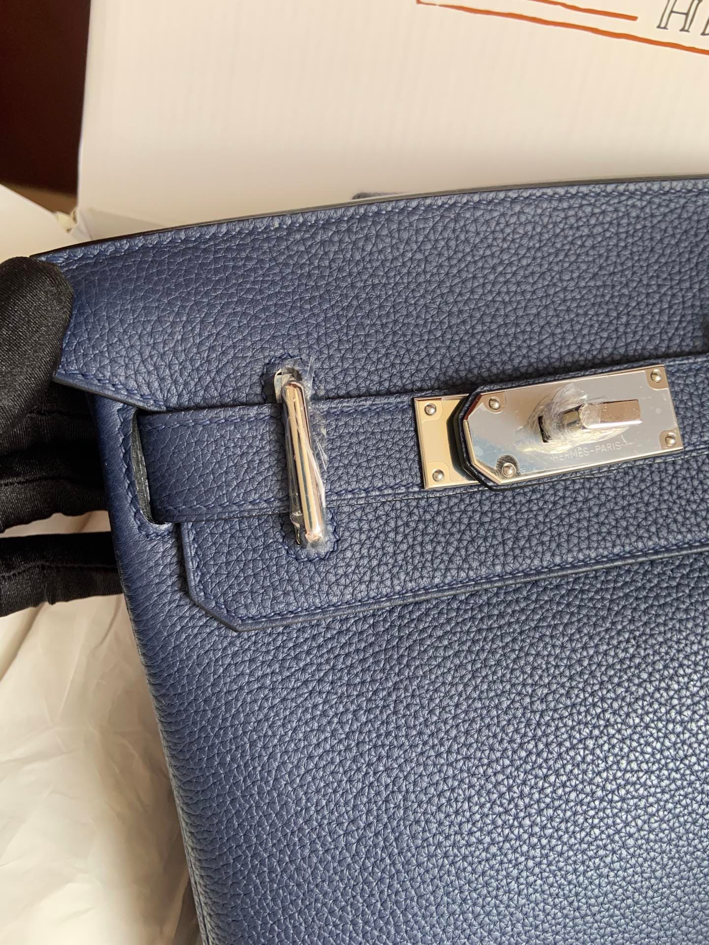 C4841 The most handsome Hermes wallet is here! — image 5