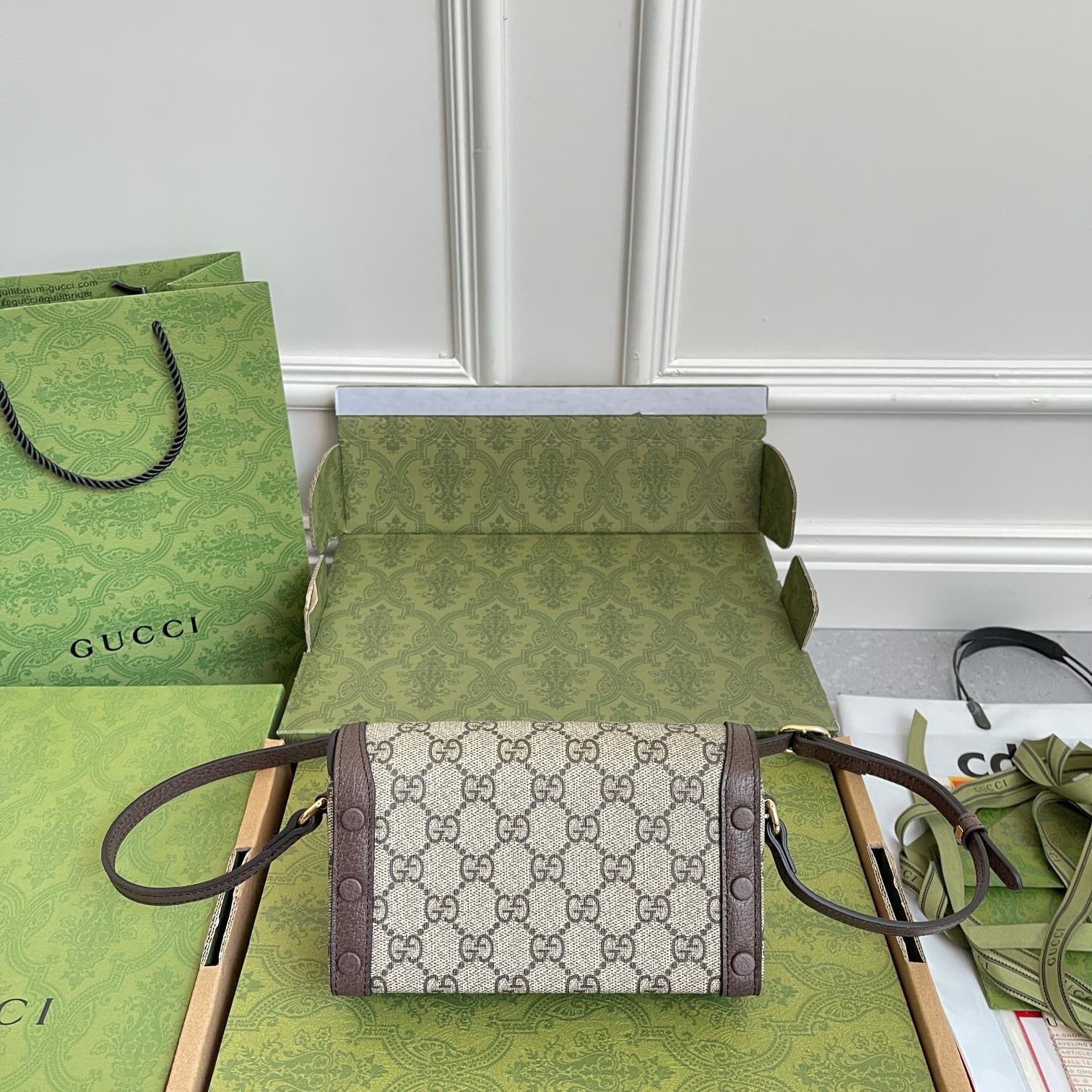 C4066 ‼️The Gucci kitten print mini handbag features designs created by Chilean cartoonist and illustrator Pablo Delcielo. His “Gucci Love Symphony” collection adds a playful touch to the fashion collection. Vibrant, mysterious creatures and funky fruit c — image 5