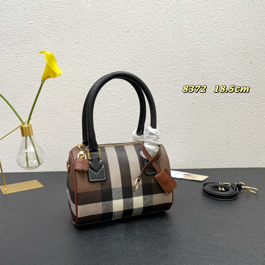 C28 Big 220 Small — image 3