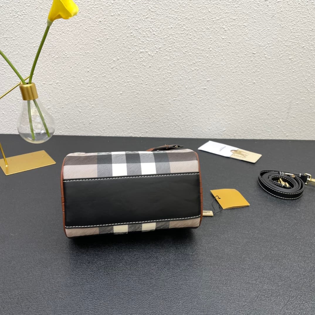 C28 Big 220 Small — image 7