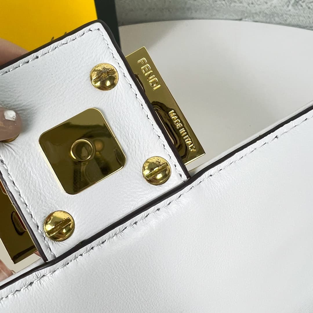 C2930 💰👑FENDI — image 6