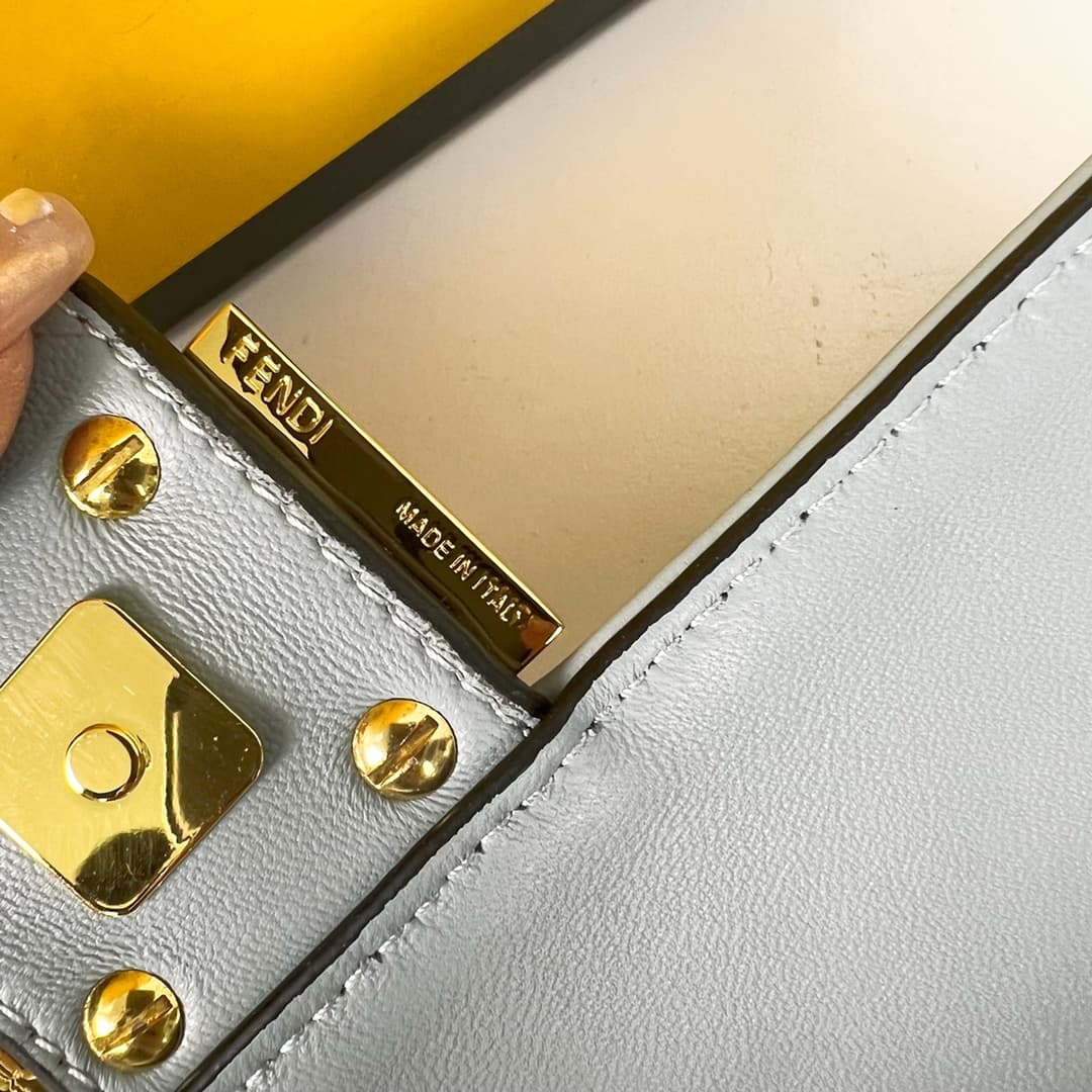 C2929 💰👑FENDI — image 8