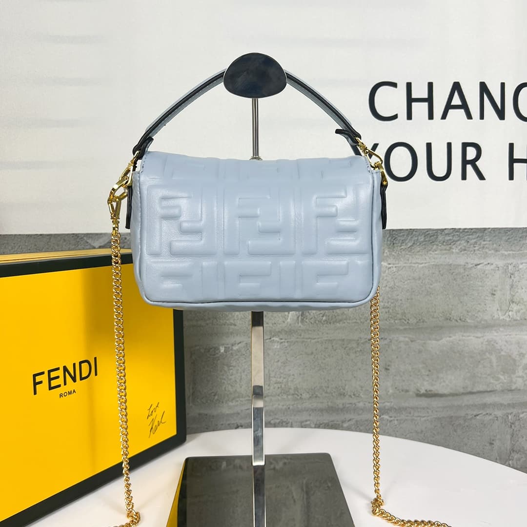 C2926 💰👑FENDI — image 2