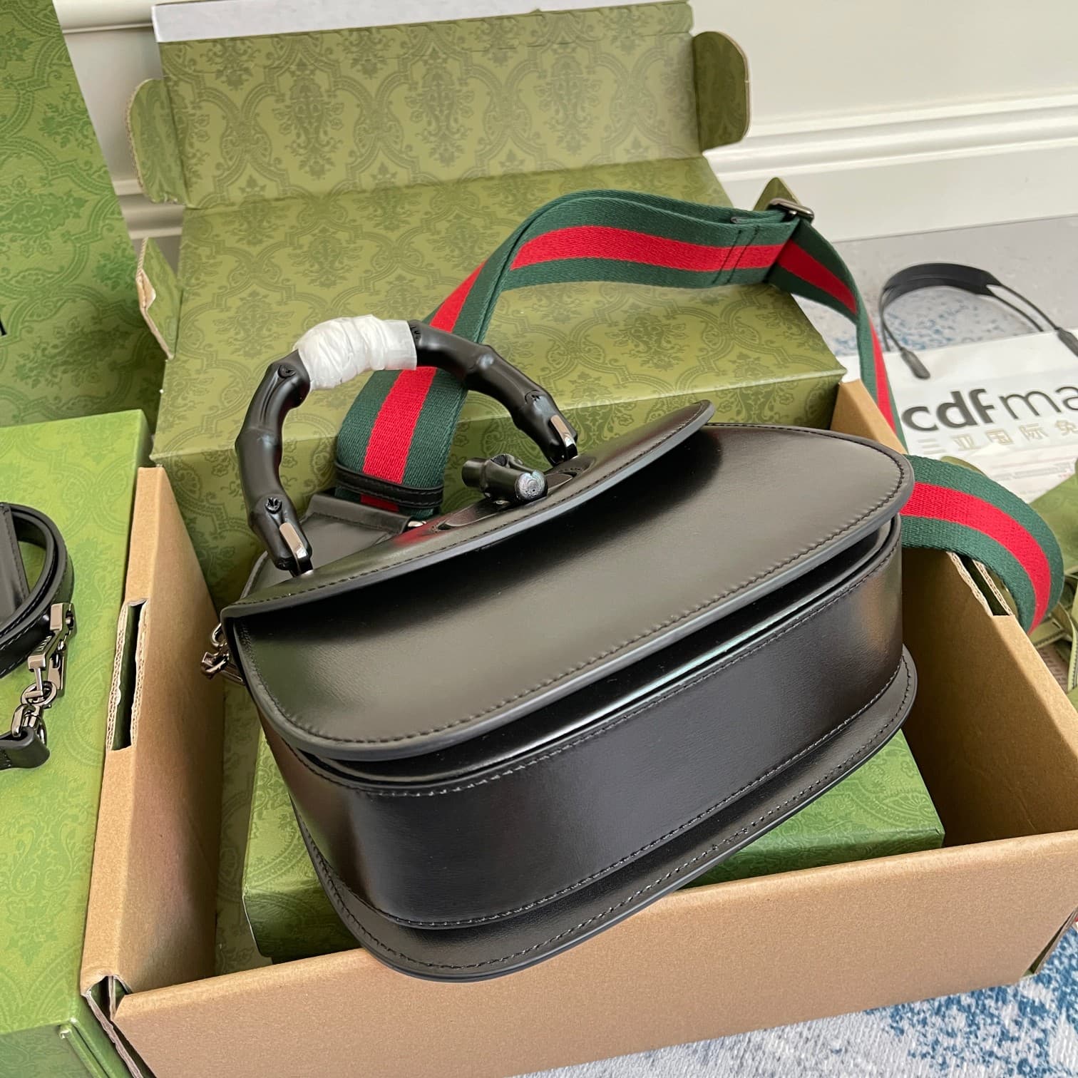 C3982 Original leather ‼️ Original leather bamboo-knit small handbag. Gucci’s “Aria – A Musical Ode” collection reinterprets classic elements using modern techniques. Bamboo-knit is one of Gucci’s iconic elements; it has appeared in various collections si — image 7
