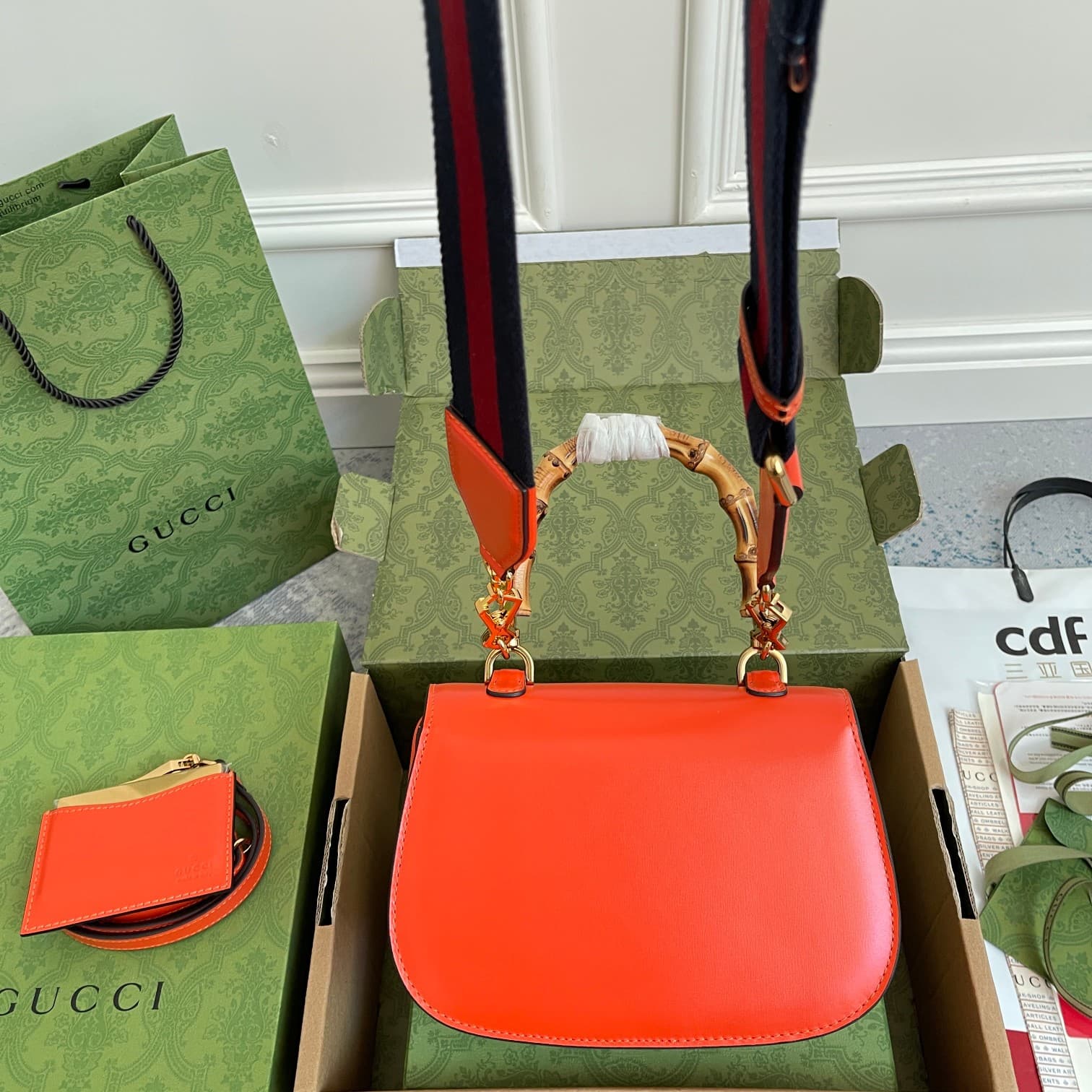 C3984 Original leather ‼️ Original leather bamboo joint small handbag. Gucci’s “Aria – A Musical Melody” collection reinterprets classic elements using modern techniques. The bamboo joint is one of Gucci’s iconic elements; it has appeared in various colle — image 5