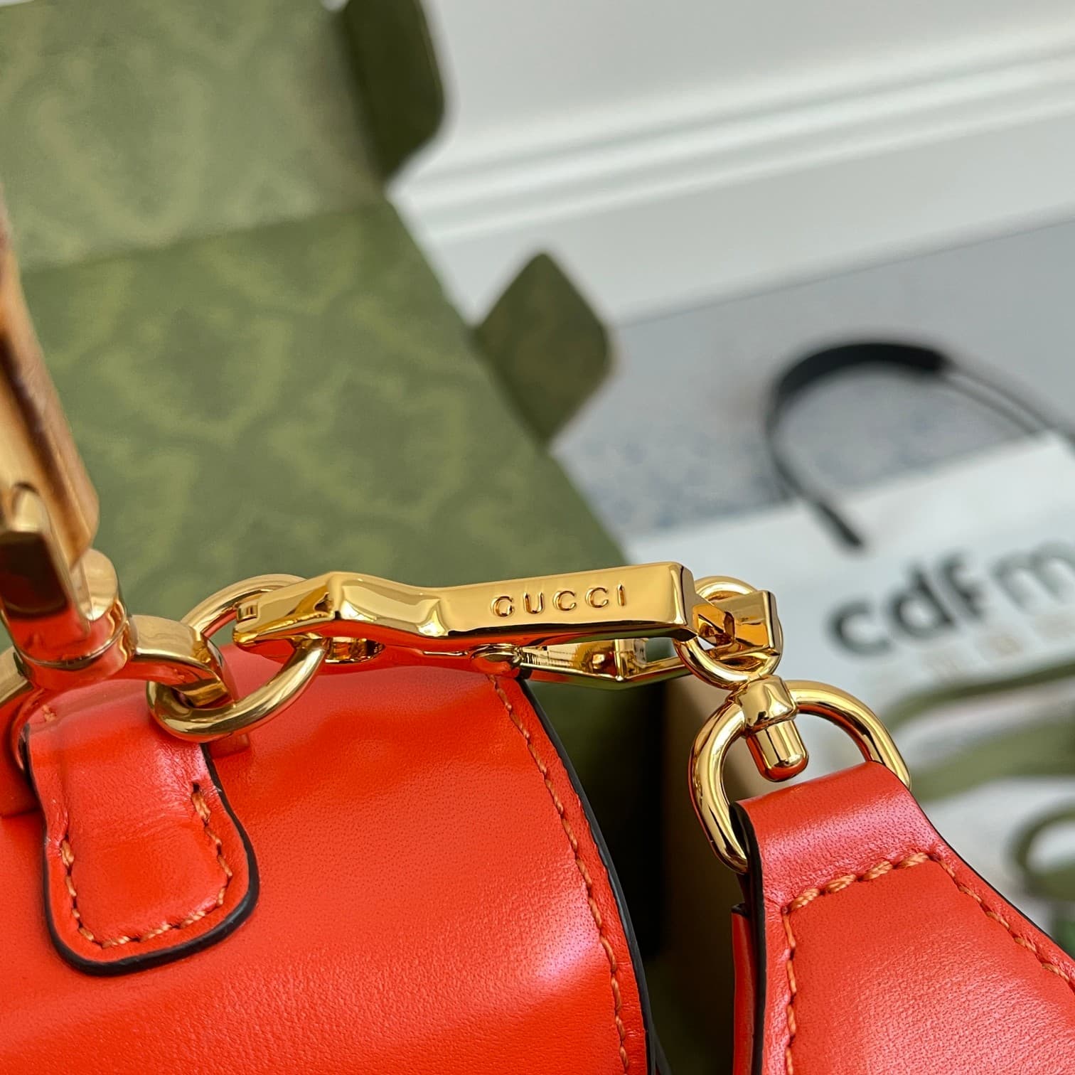 C3984 Original leather ‼️ Original leather bamboo joint small handbag. Gucci’s “Aria – A Musical Melody” collection reinterprets classic elements using modern techniques. The bamboo joint is one of Gucci’s iconic elements; it has appeared in various colle — image 7