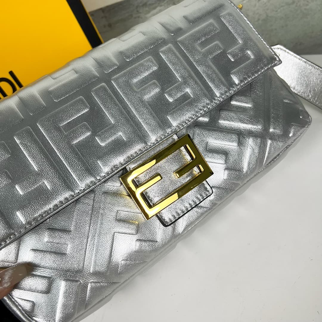 C2927 💰👑FENDI — image 6