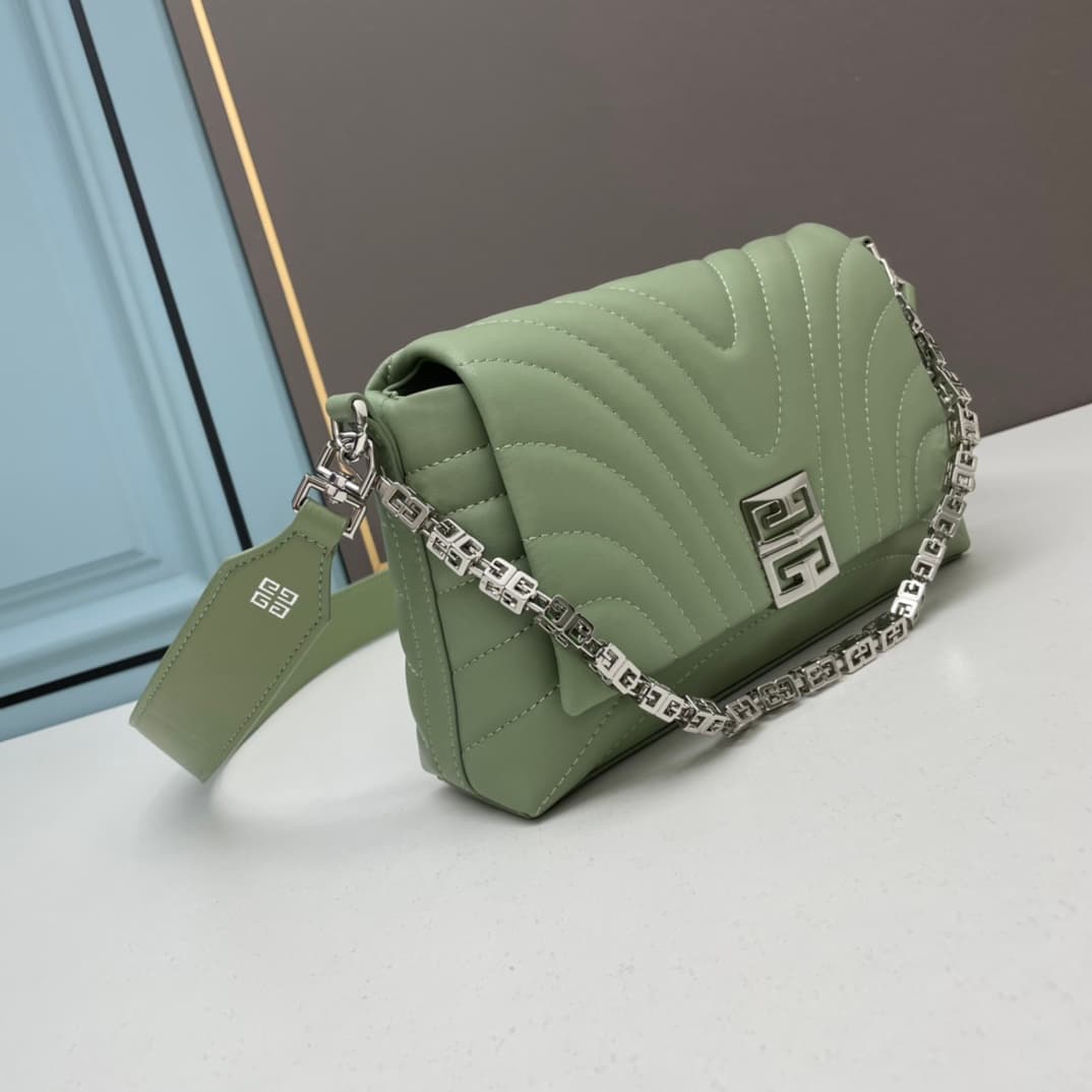 C3237 . GIVENCHY by Gucci — image 2