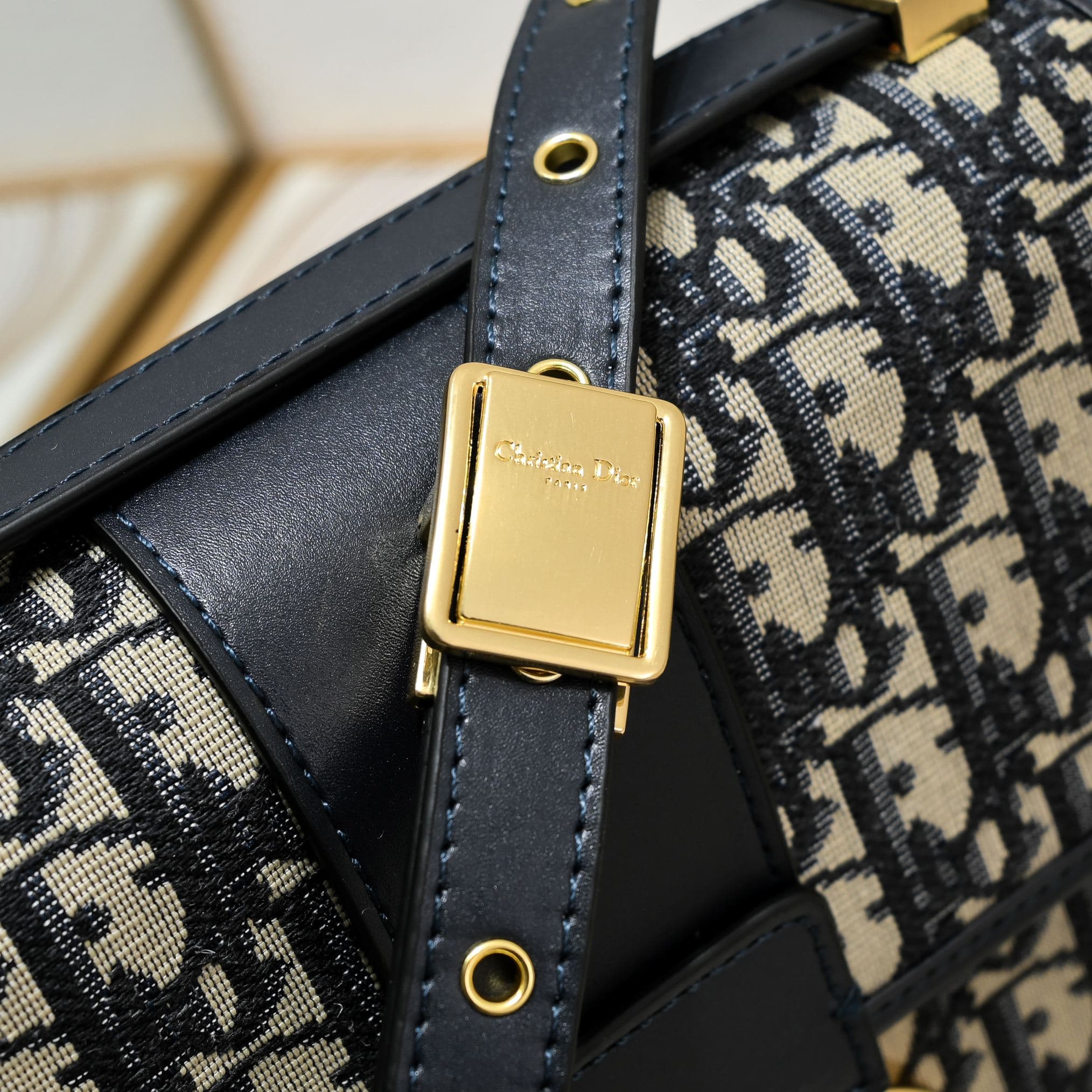 C1825 🆕【Di0r 30 Montaigne♥️Montaigne Bag】with box — image 7