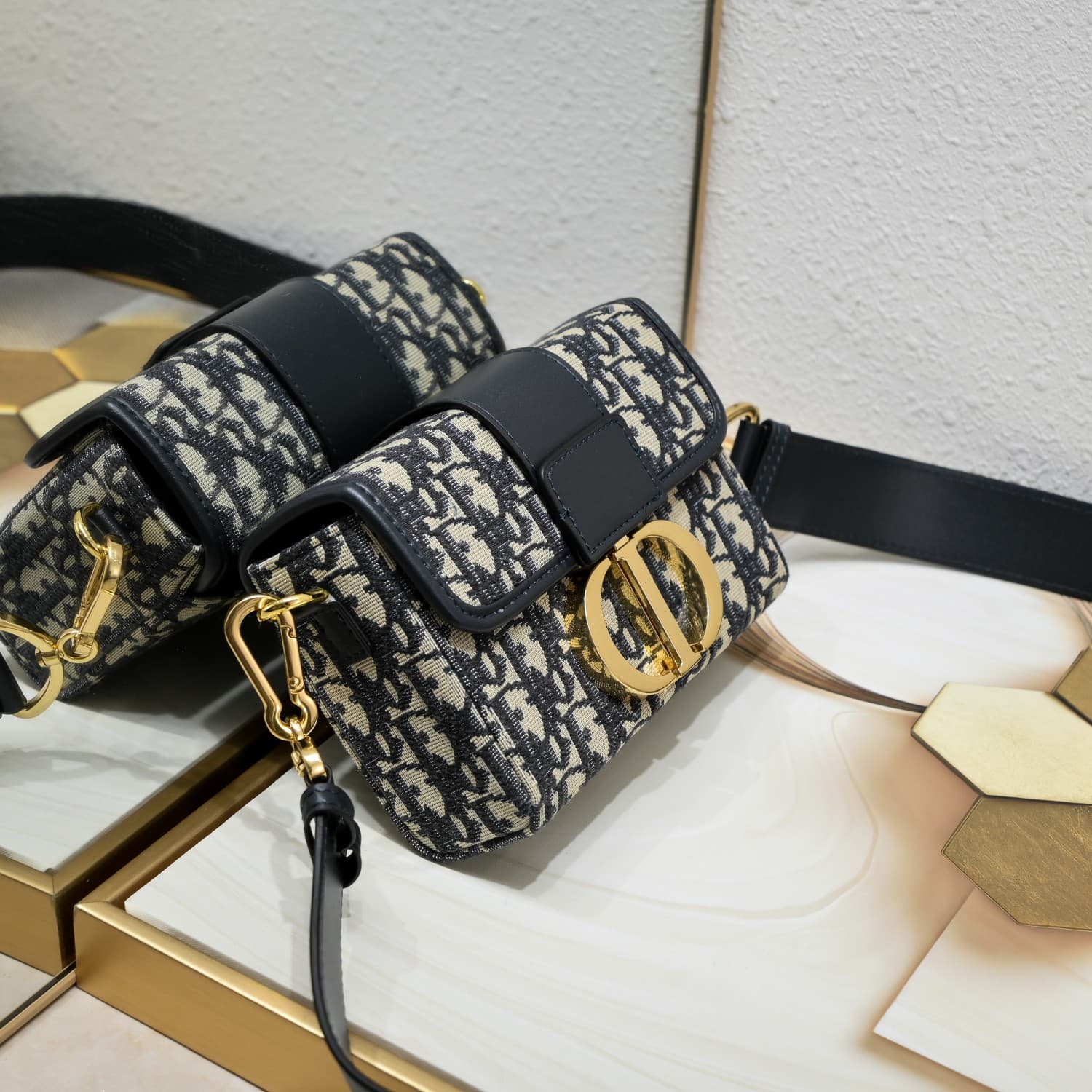 C1826 Original box【Dio.r 30 Montaigne Mini Box♥️】 — image 2
