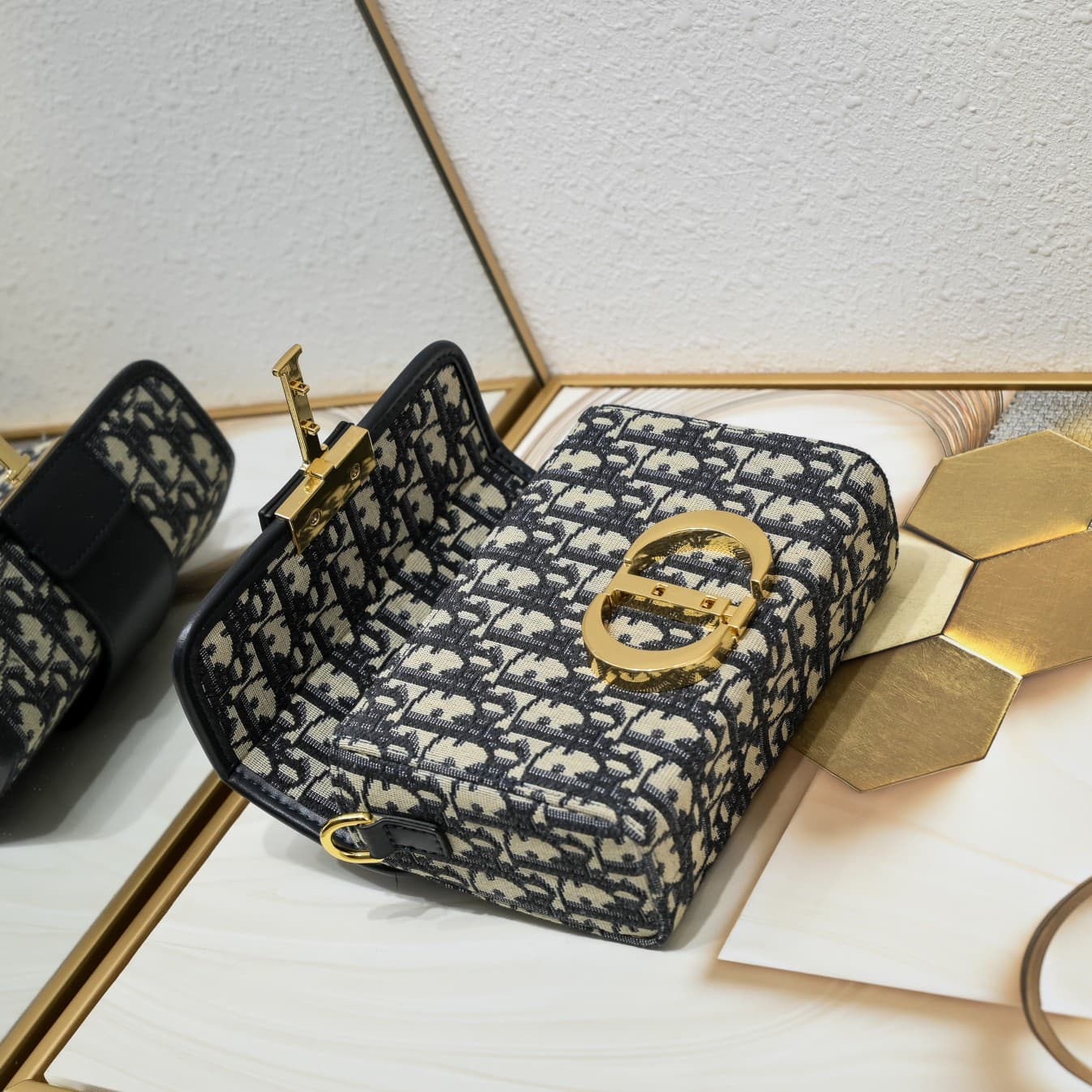 C1826 Original box【Dio.r 30 Montaigne Mini Box♥️】 — image 5