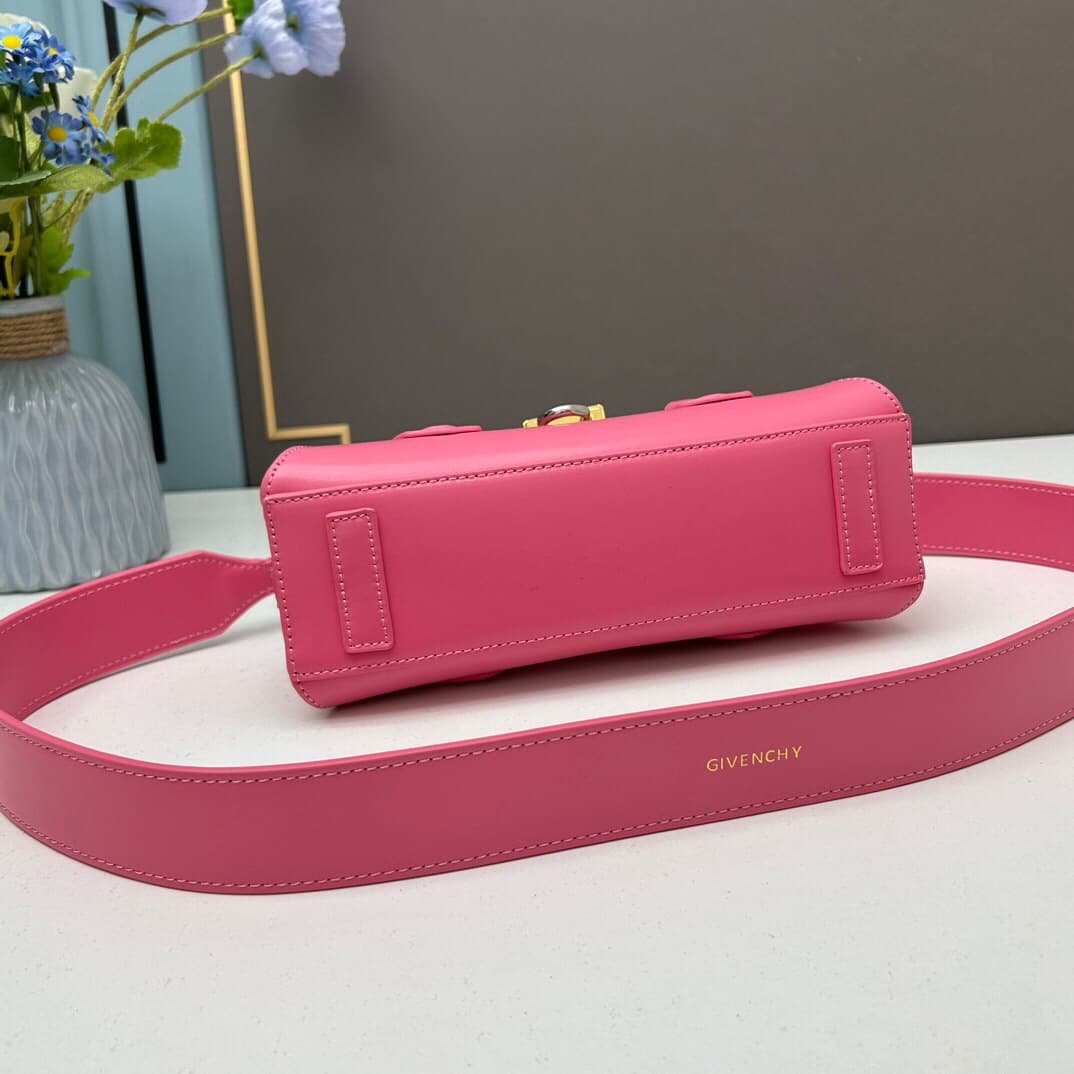 C3216 Gucci New Model SS23 Mini Antigona Stretch Smooth Leather Handbag — image 6