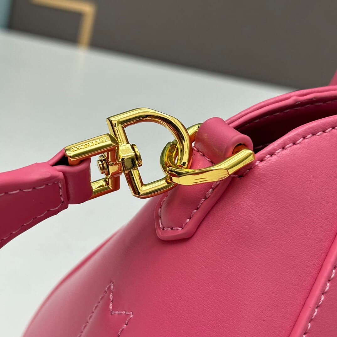 C3216 Gucci New Model SS23 Mini Antigona Stretch Smooth Leather Handbag — image 5