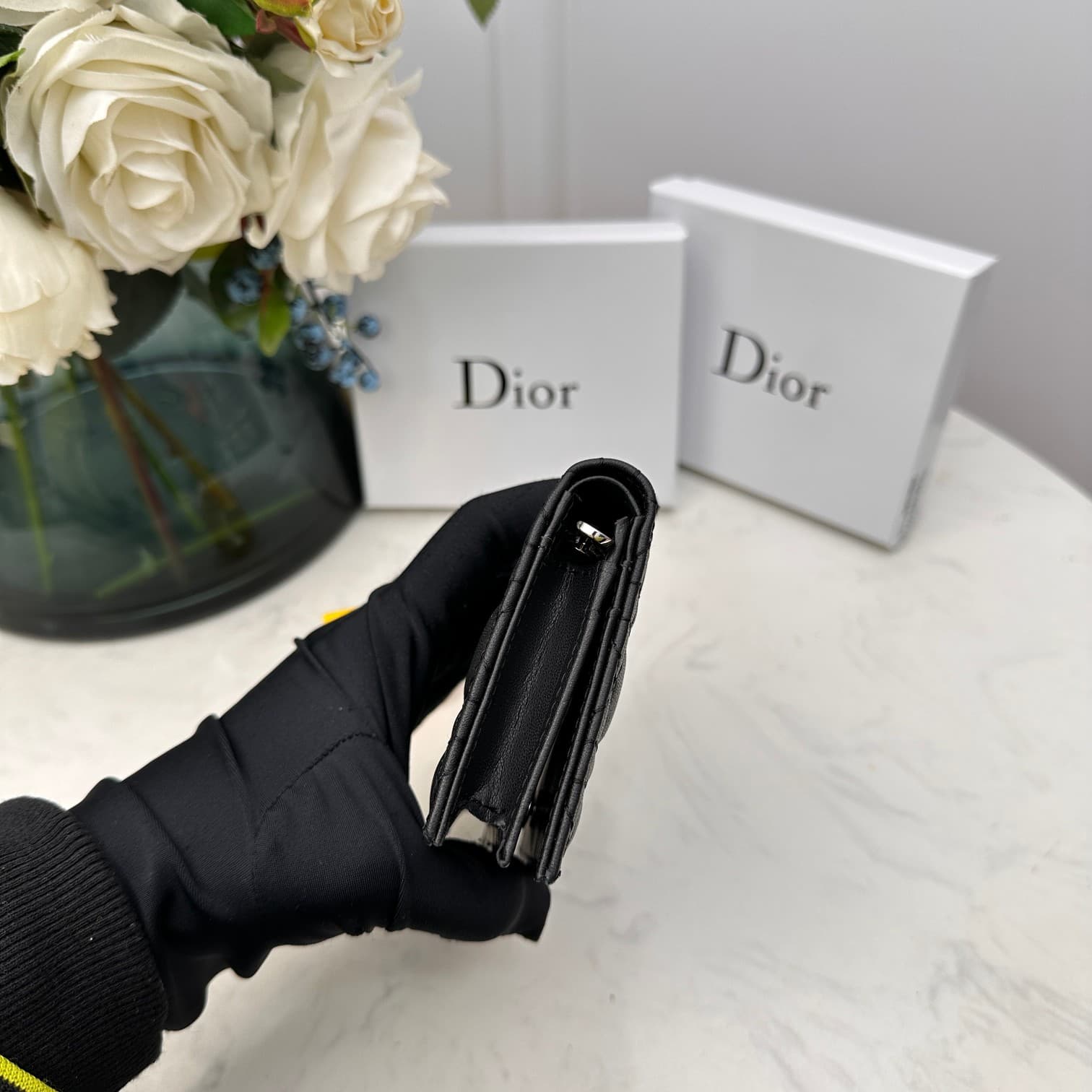 C377 7007 new wallet is out for sale. Dimensions: 11*8. 5*2CM — image 6