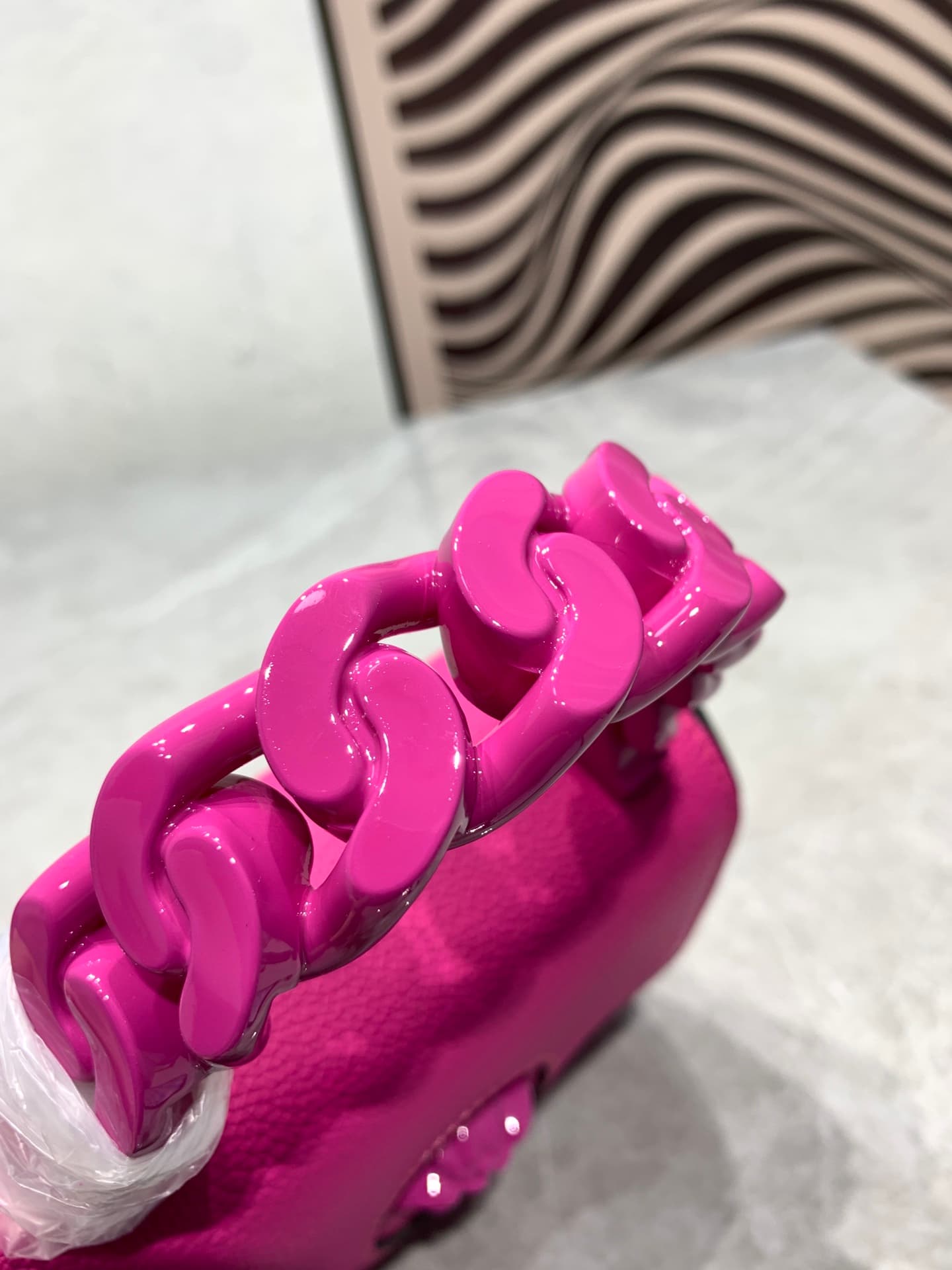 C8348 New product — image 5