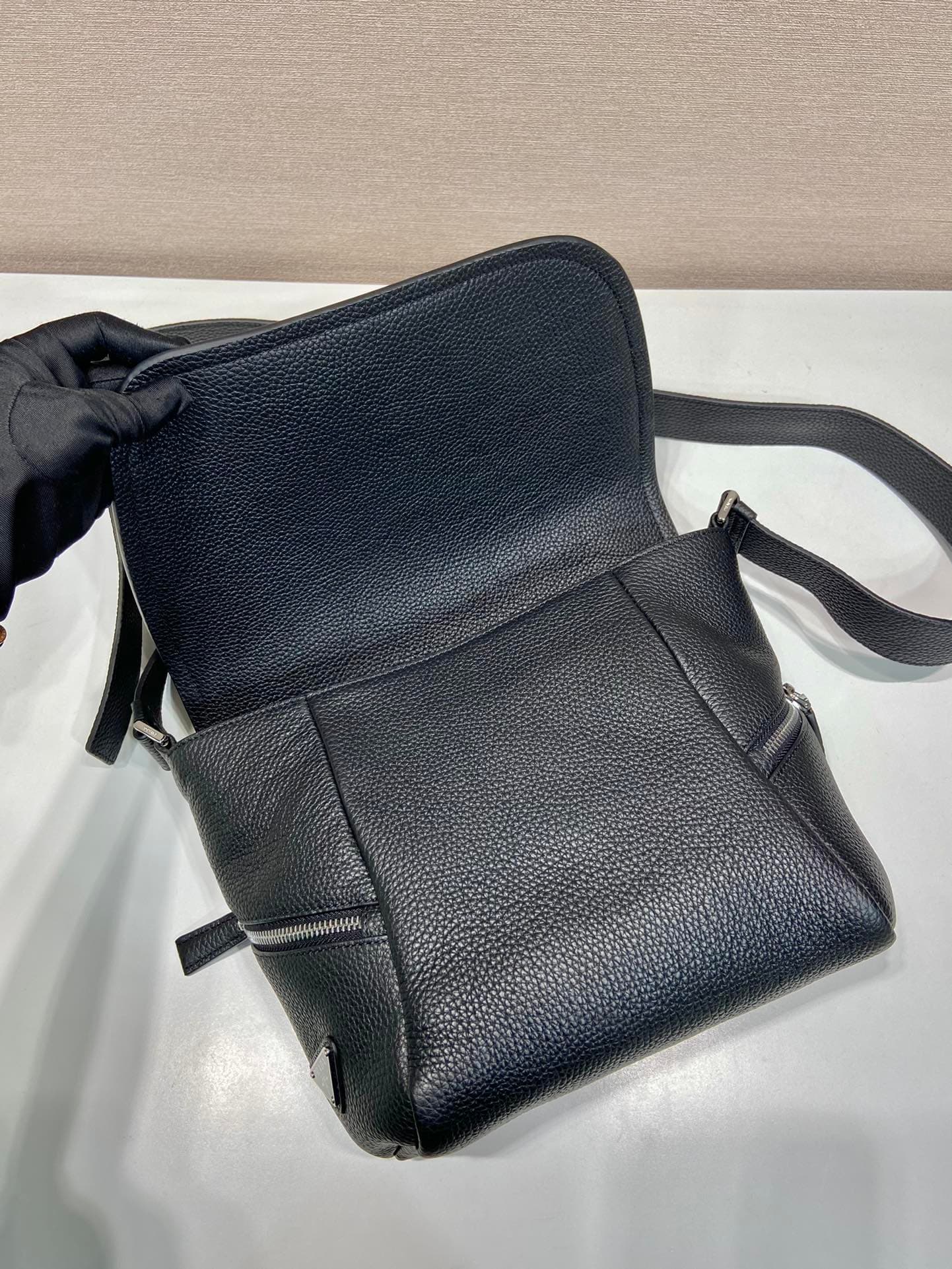 C6969 🎉New postman bag🎉2VD056🎉🎉 — image 6