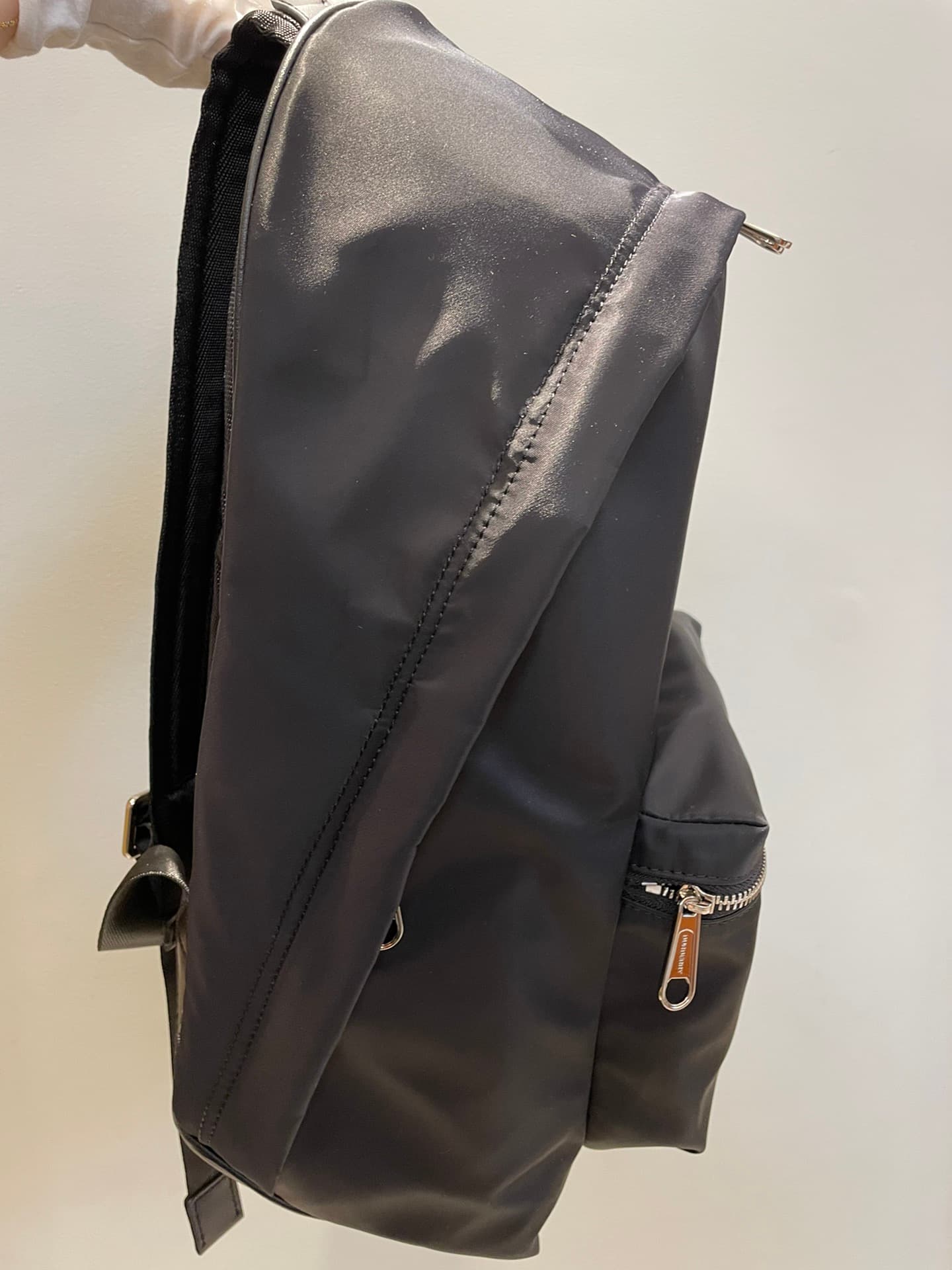 C9 Burberry New Vintage/retro Nylon Backpack with Upgraded Brand Logo, Smooth Leather Edging, and Burberry Letter Embroidered Micro-Logo on Shoulders. Knockdown Part Made of Calf Skin, Bi-directional Zipper, Shiny Metal Accents, Washing Label Consistent!  — image 4