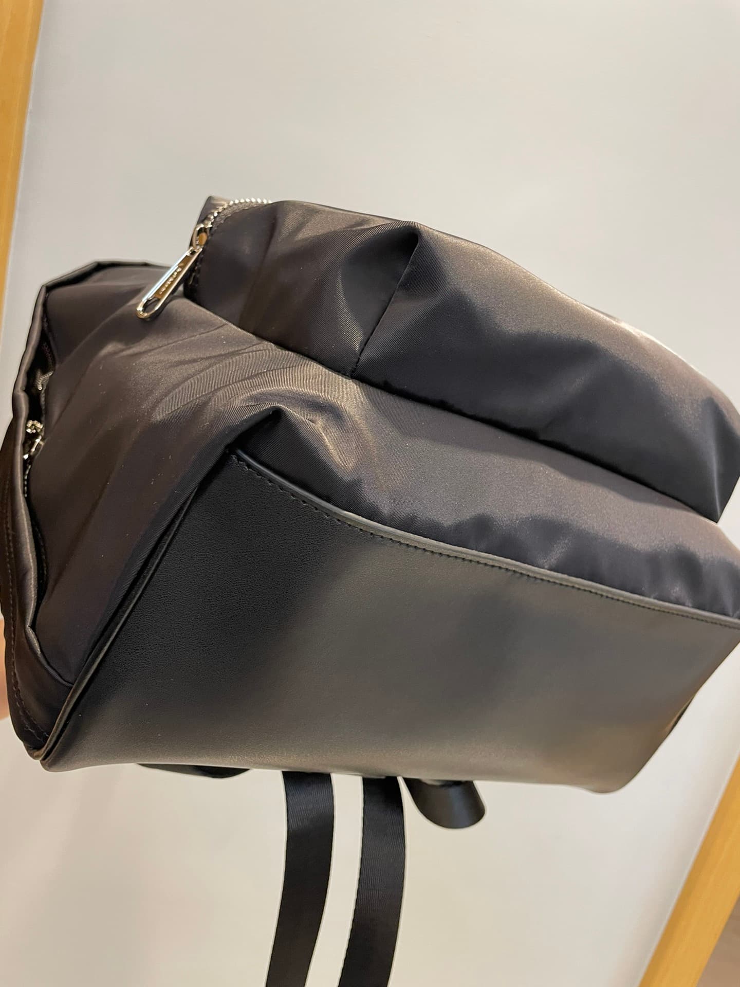 C9 Burberry New Vintage/retro Nylon Backpack with Upgraded Brand Logo, Smooth Leather Edging, and Burberry Letter Embroidered Micro-Logo on Shoulders. Knockdown Part Made of Calf Skin, Bi-directional Zipper, Shiny Metal Accents, Washing Label Consistent!  — image 6