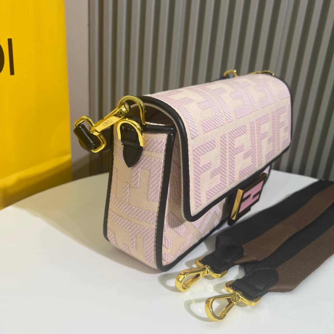 C2937 Replacement leather bag with original 2022 style: It has a very summery look; colorful rainbow🌈F embroidery. This Fendi Baguette pattern bag is definitely a trendy item for this summer! It looks great when worn; it’s also very popular among people w — image 5
