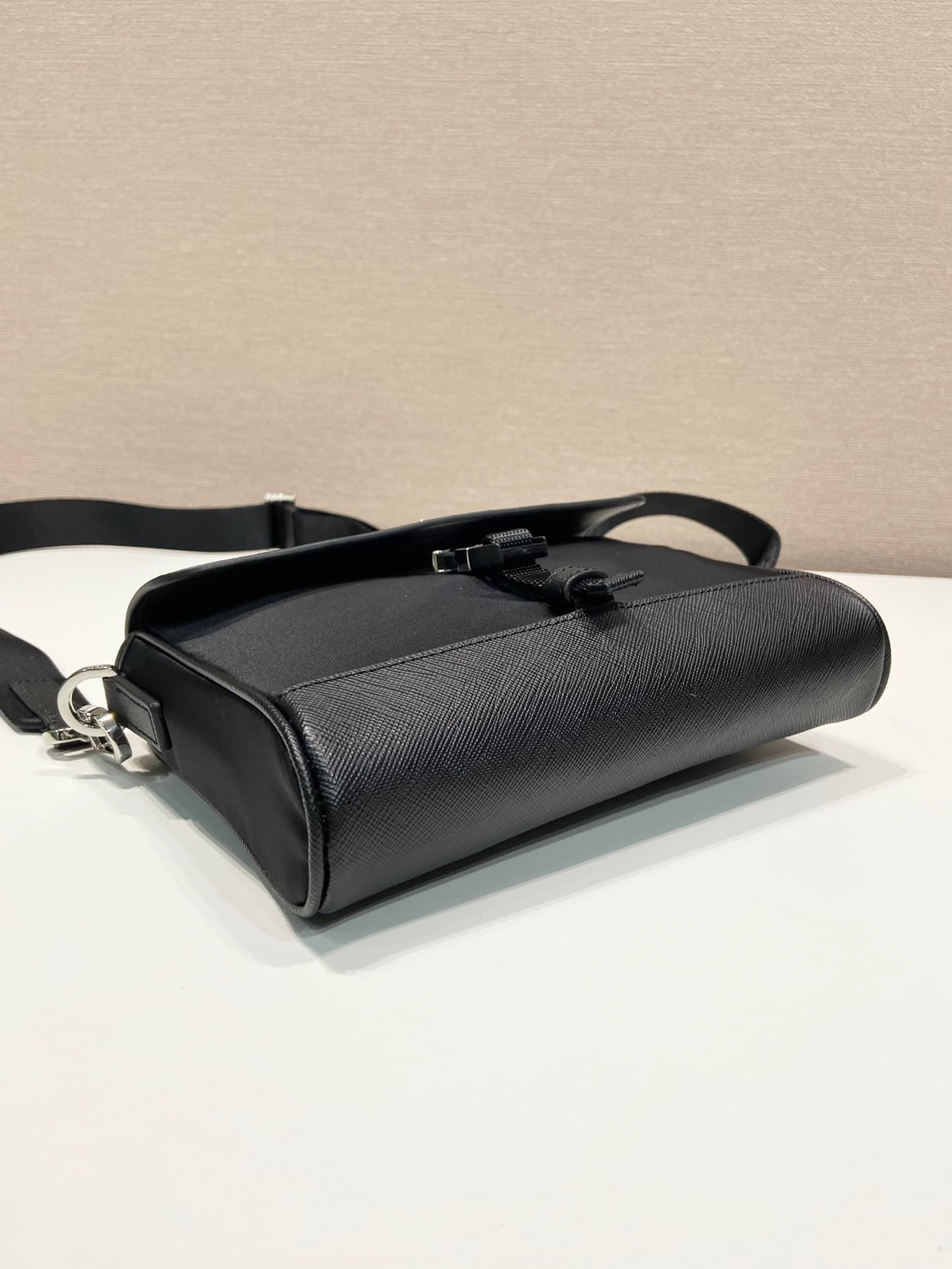 C7009 💰 🎉New postman bag🎉2VD044/cross-pattern/has been shipped👏👏 — image 4
