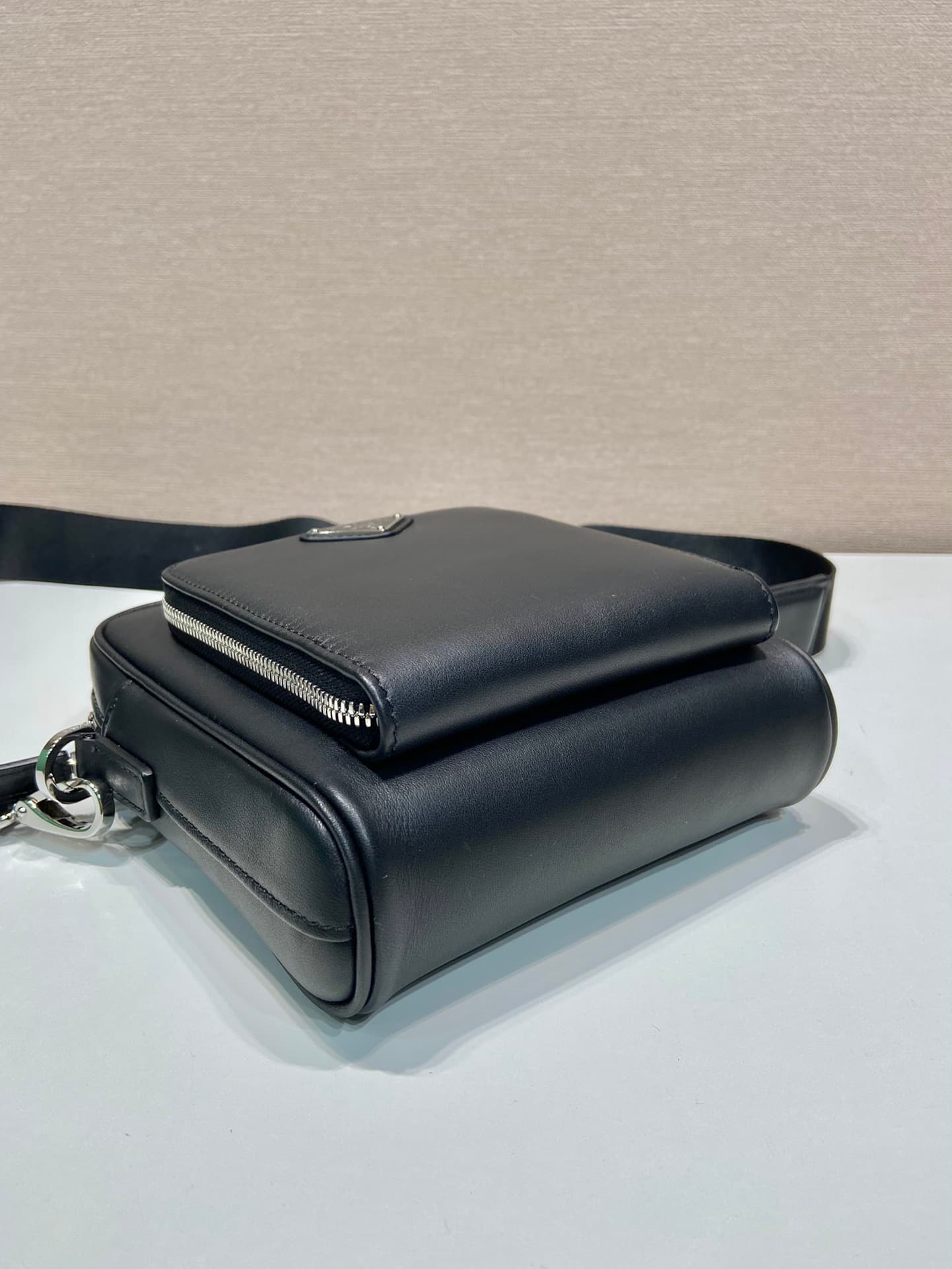 C6999 🎉New men’s cross-body bag🎉2VH168🎉 — image 5