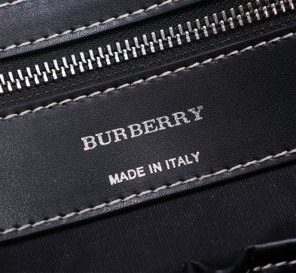 C8230 -B Brand’s latest briefcase is crafted from checked and Italian tanned leather, with a branded logo design. It can be carried in a handbag style, or worn on the shoulder using detachable straps. At least 30% of the materials used in this product are — image 8